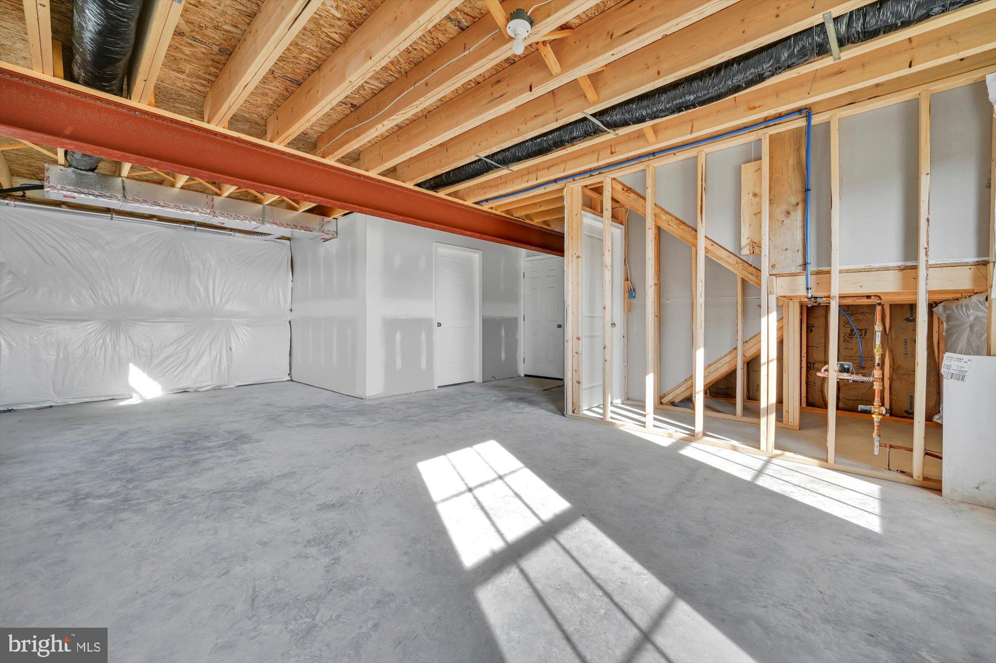 BROWNSTONE MANOR - Residential