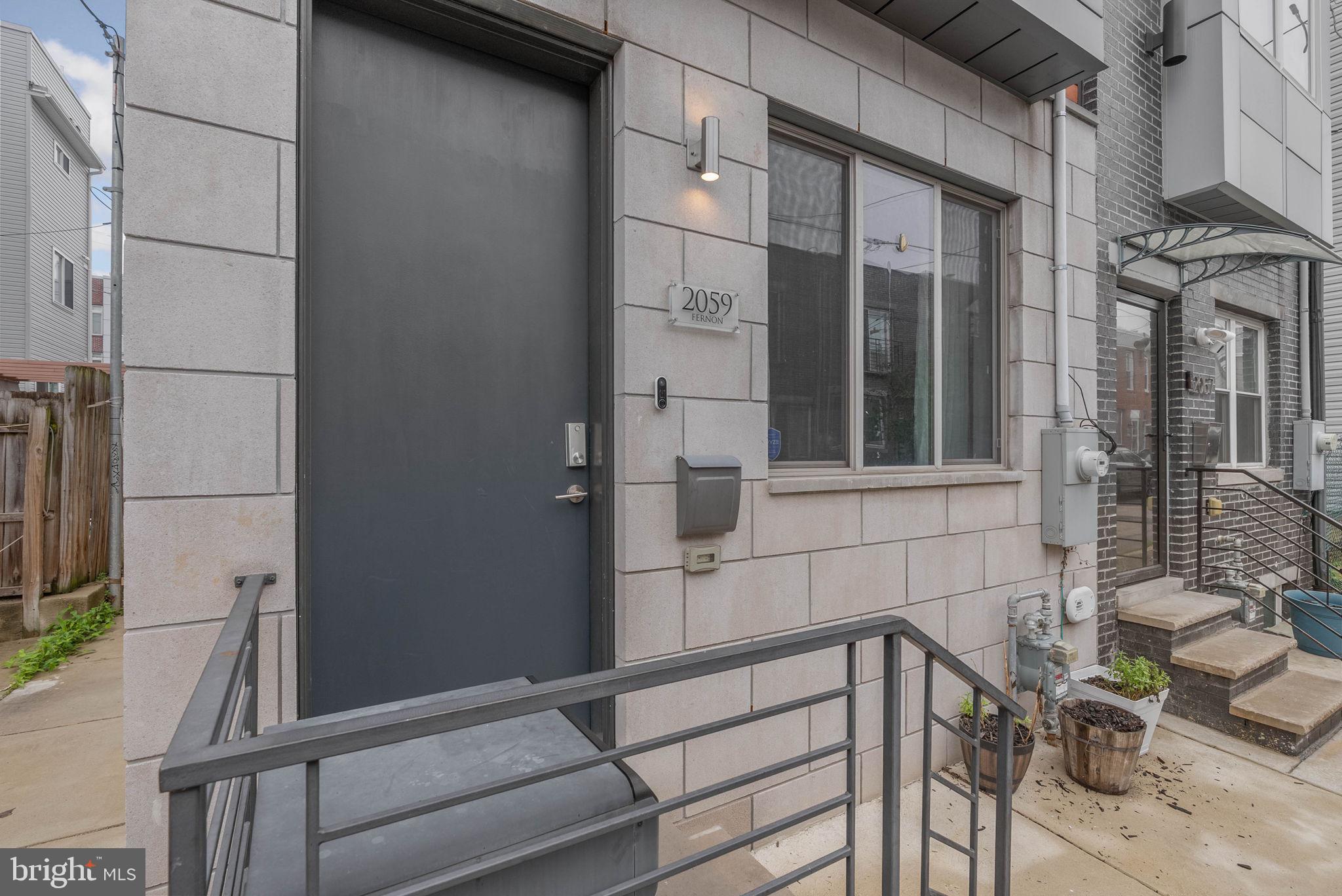 POINT BREEZE - Residential