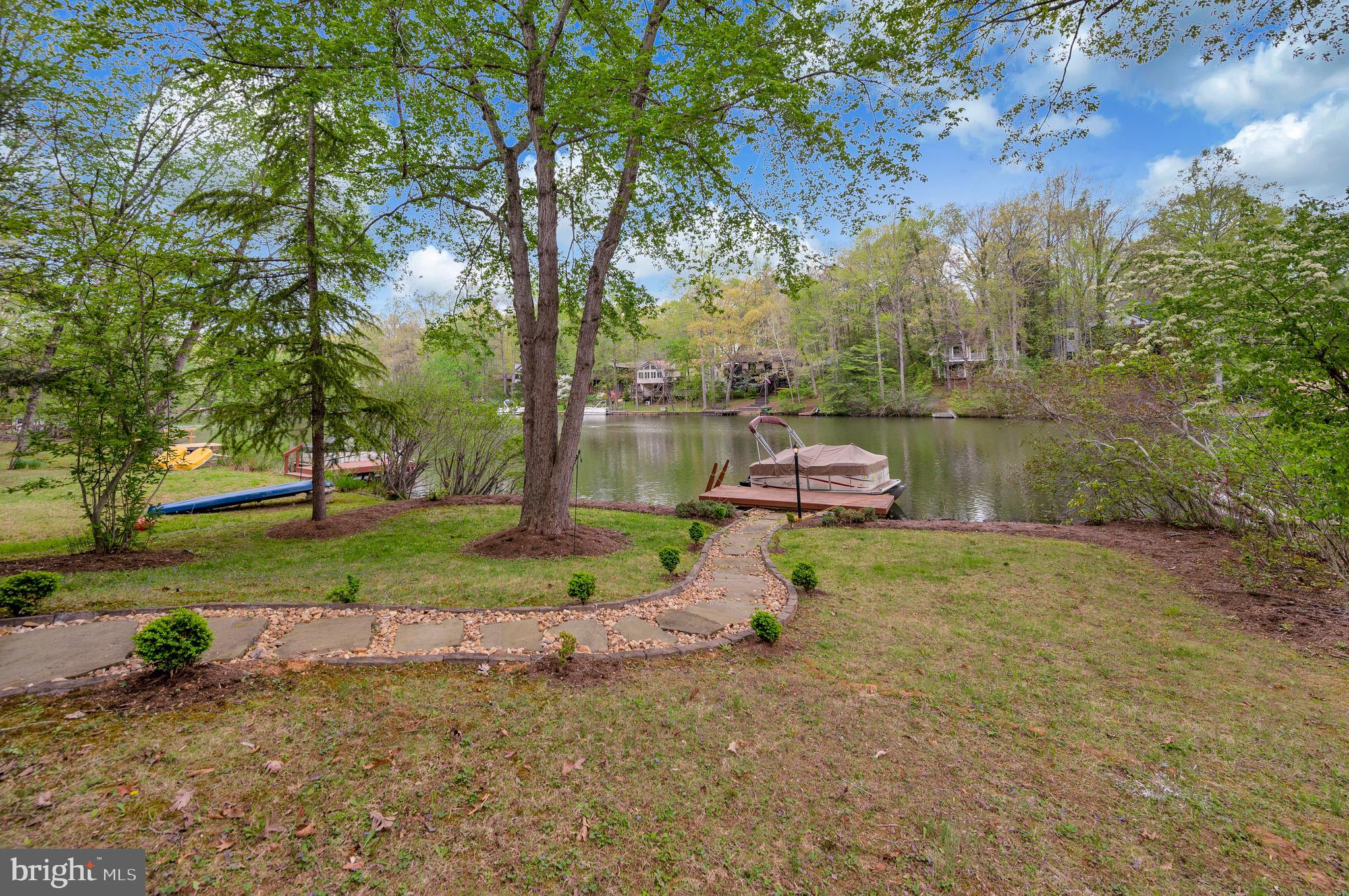 LAKE OF THE WOODS - Residential
