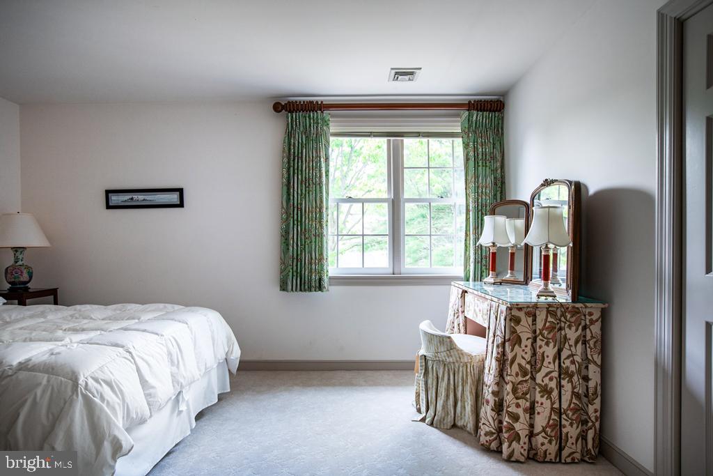 WATERFORD - Residential