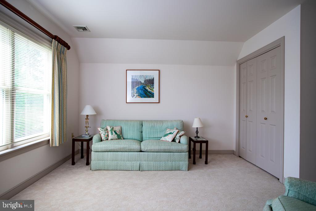 WATERFORD - Residential