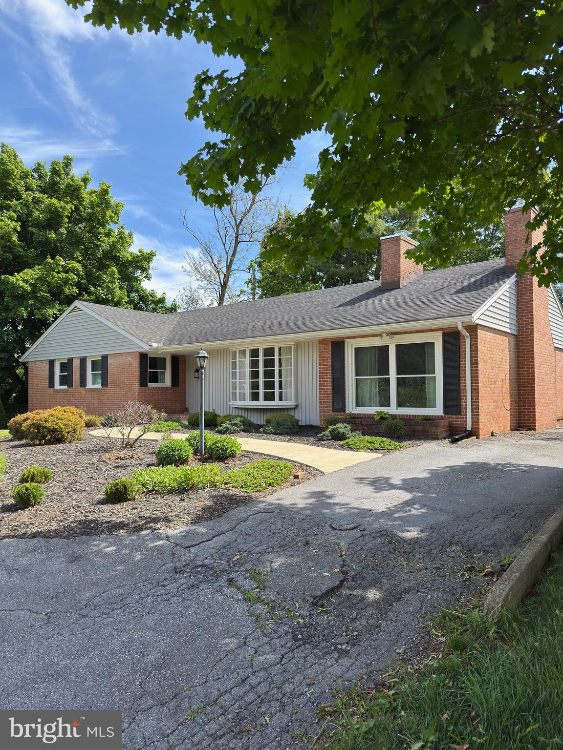 Lovely brick rancher in the Rosemont School District.  Lots of updating throughout home, including newly remodeled kitchen with stainless appliances, recently renovated hall bath, and vinyl privacy fence in the backyard.  Also, replacement tilt-in windows, new chimney caps, new flooring in den, and 1 year old HVAC and hot water heater.  Beautiful original hardwood floors throughout.  Large sunken living room with original molding and fireplace mantel. Cozy den with gas fireplace and bar. Finished room in the basement.   Ideal location close to the interstate, shopping, and directly across the street from War Memorial Park and it's amenities.  Many updates, but original charm is still evident in this Mid-century modern property!
More photos to follow.