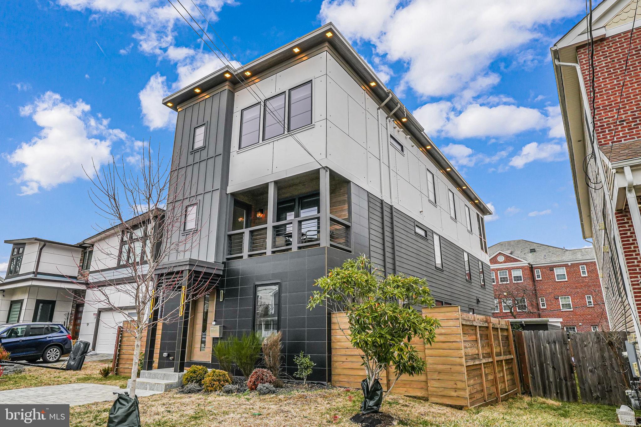 LYON PARK - Residential