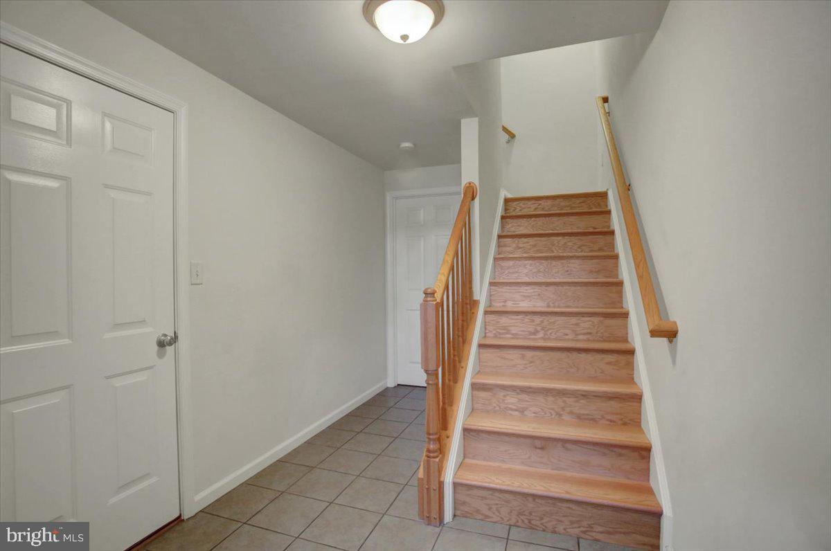 KEYSTONE MANOR - Residential