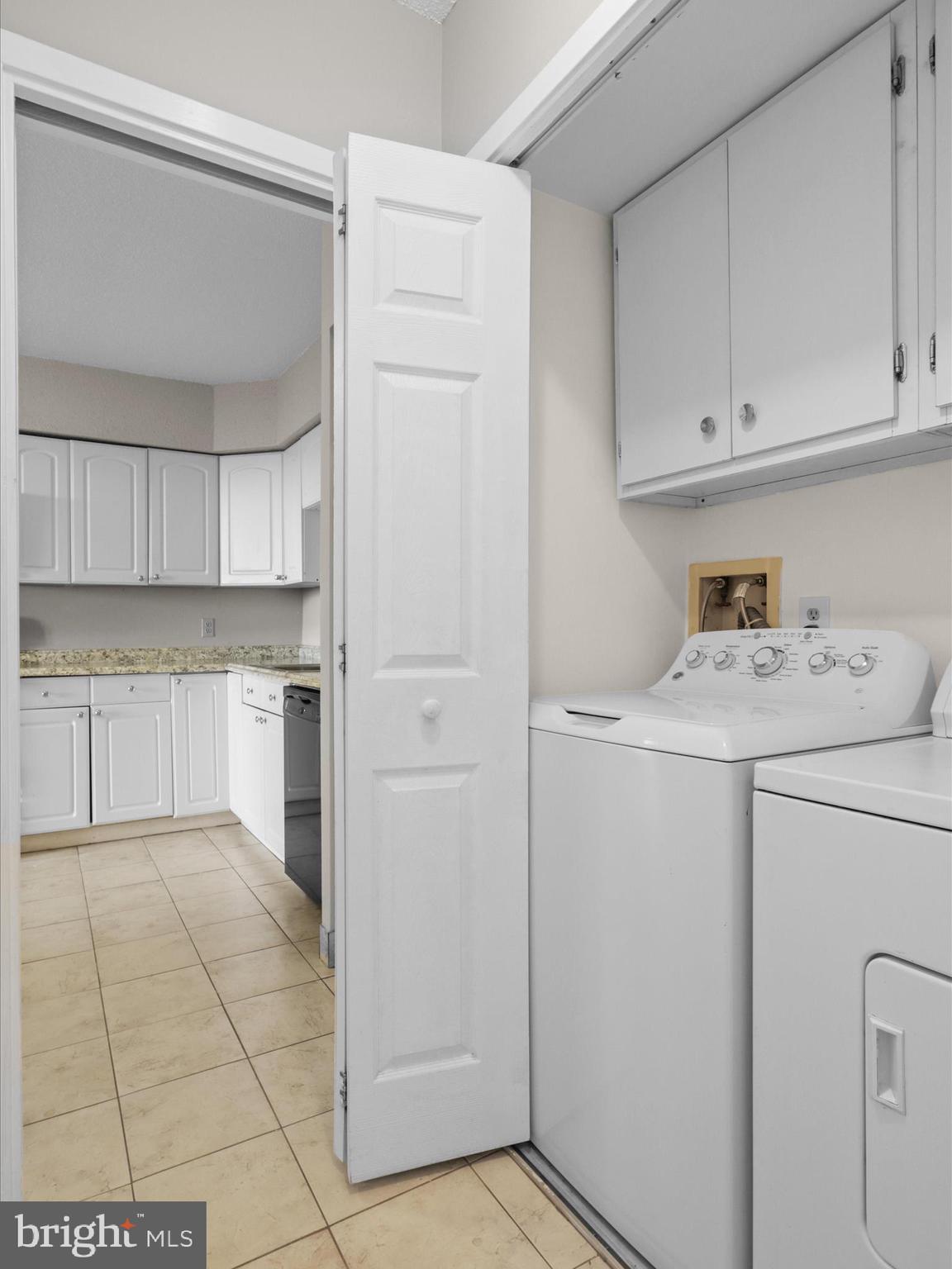 SKYLINE SQUARE CONDO - Residential Lease