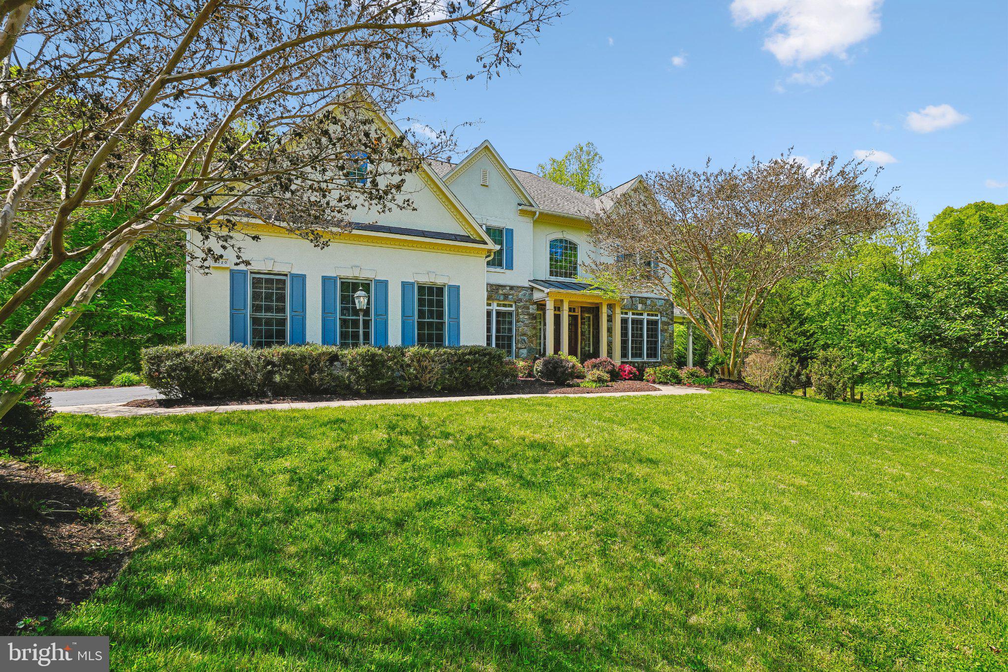 ESTATES AT ROSELAND - Residential