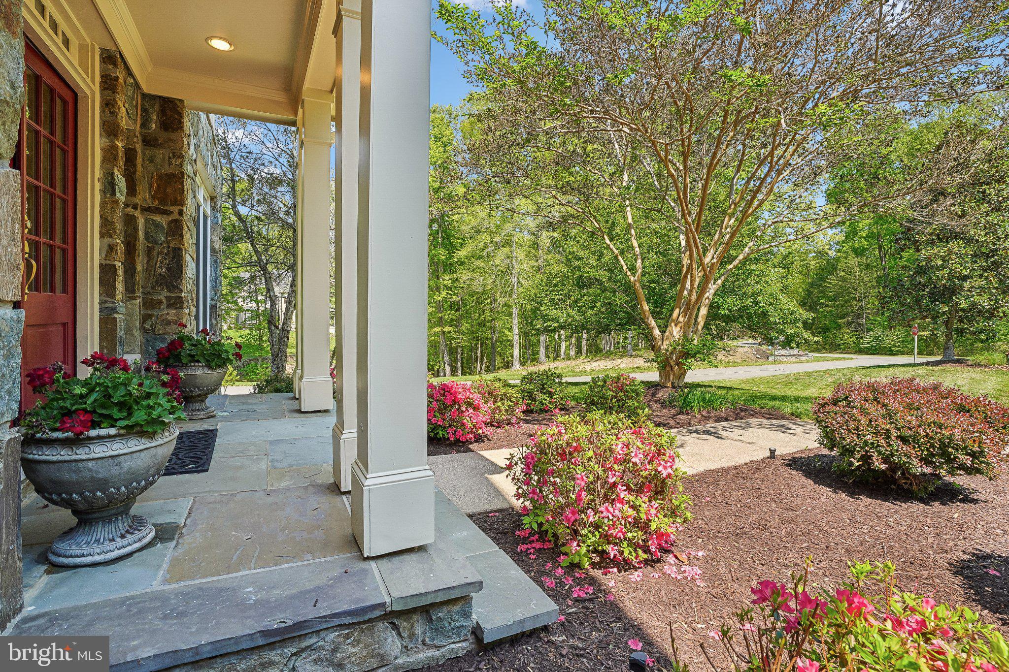 ESTATES AT ROSELAND - Residential
