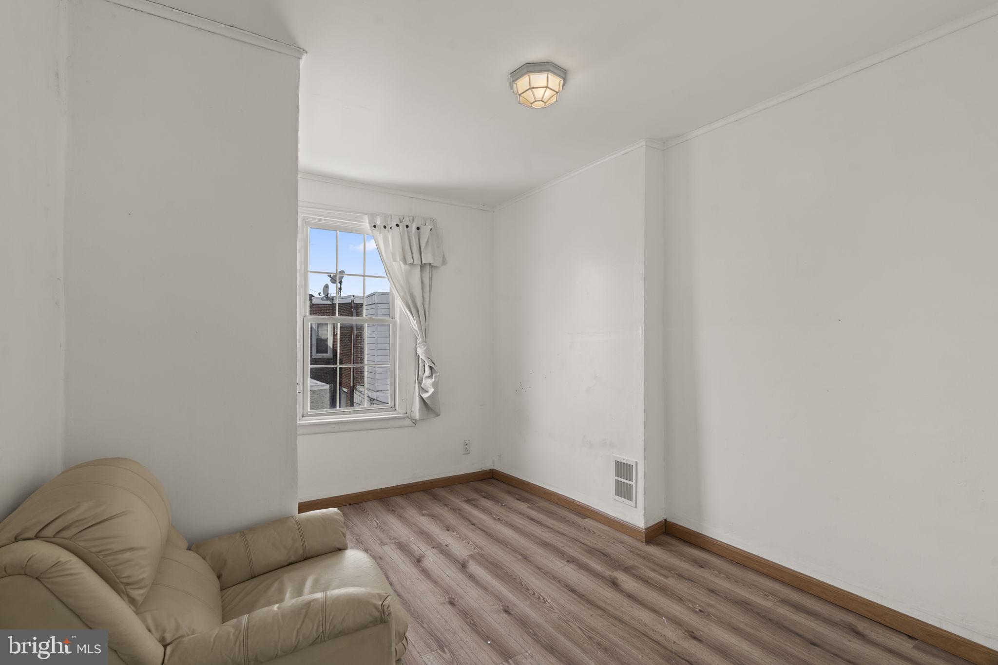 PORT RICHMOND - Residential