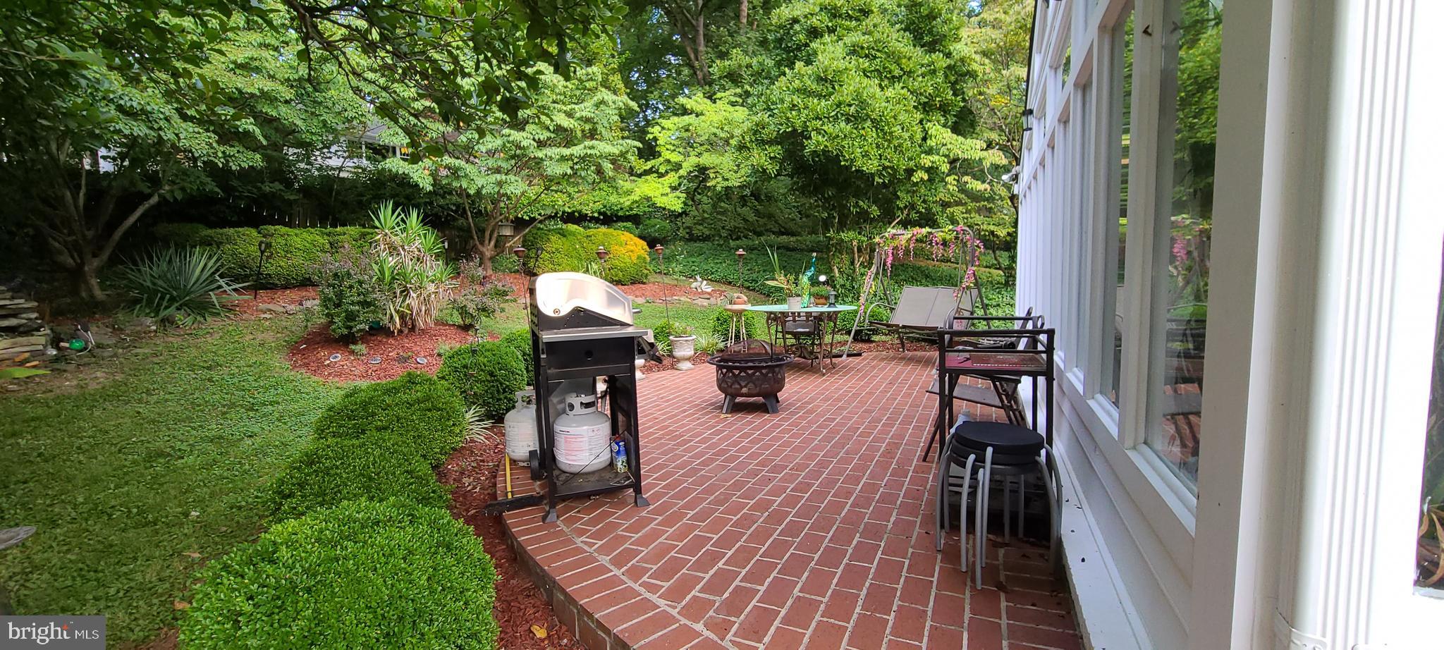 BARCROFT KNOLLS - Residential