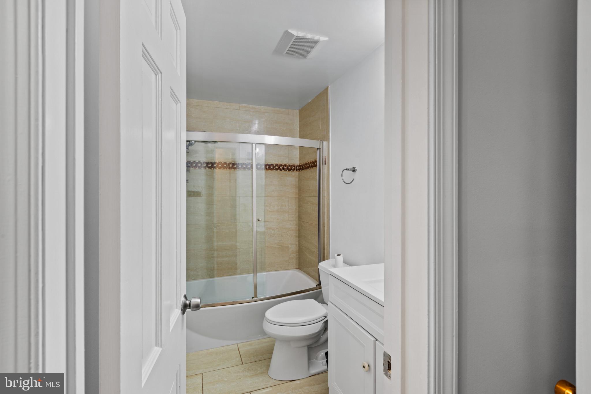 BARCROFT KNOLLS - Residential