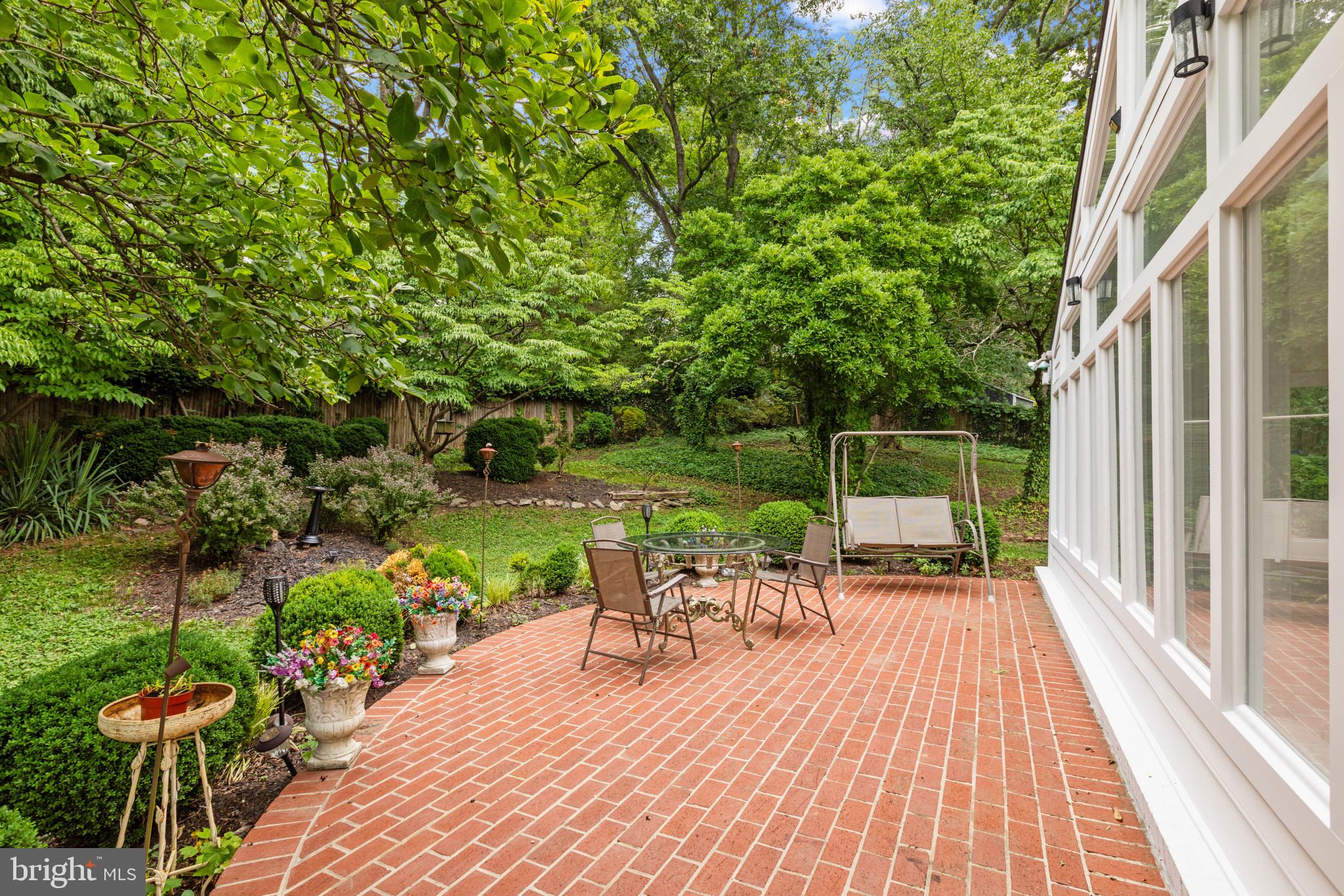 BARCROFT KNOLLS - Residential