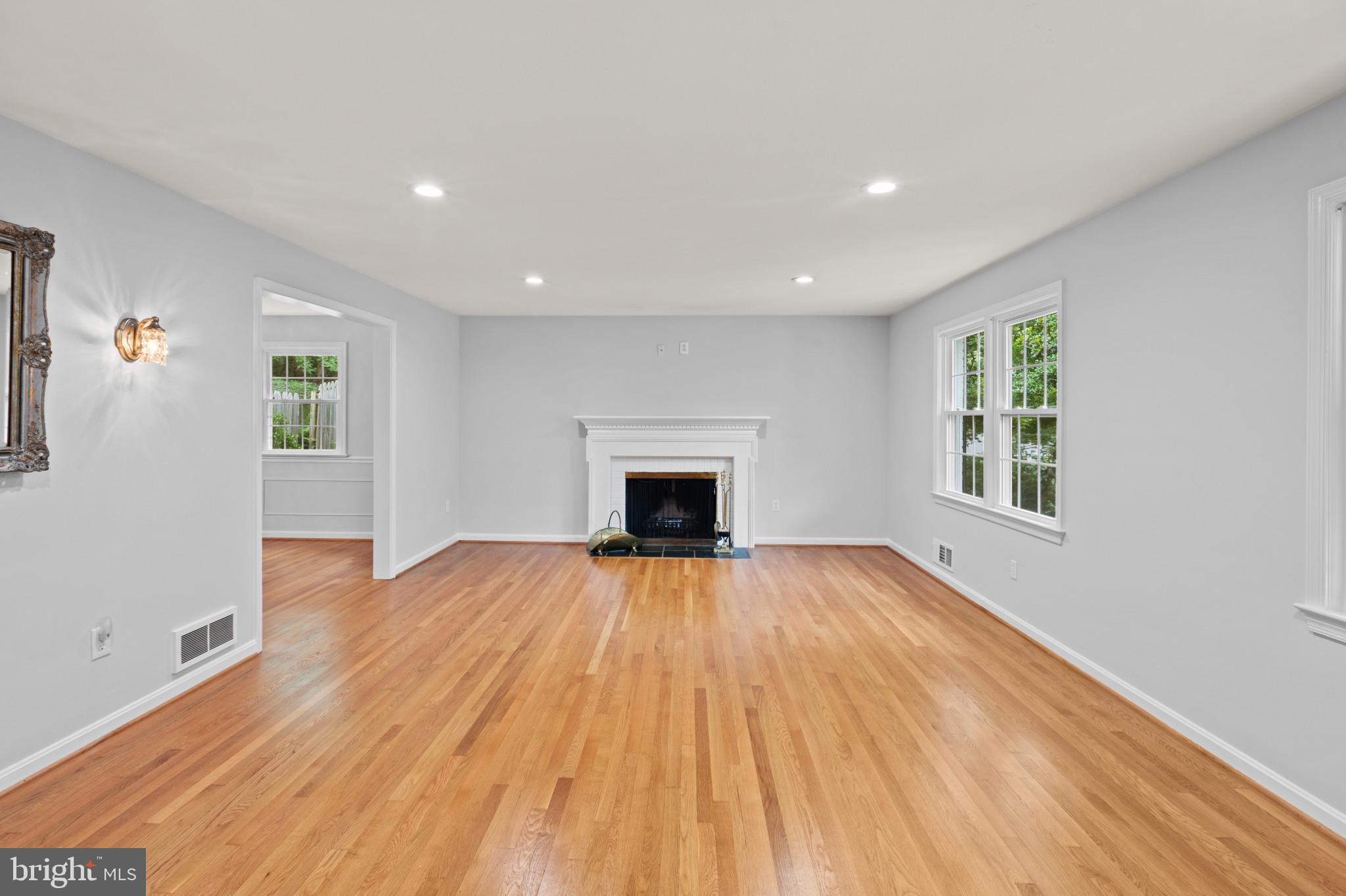 BARCROFT KNOLLS - Residential