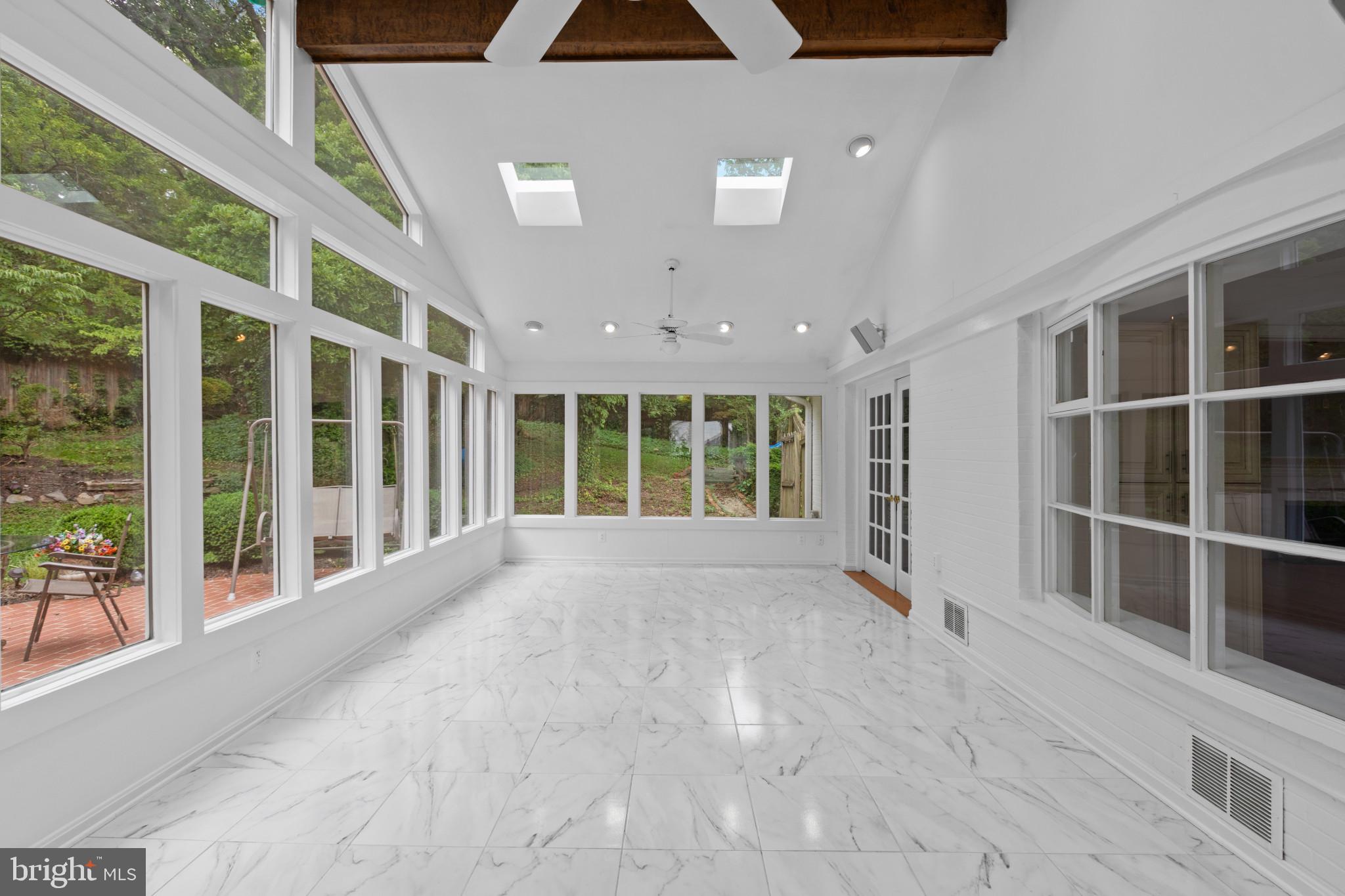 BARCROFT KNOLLS - Residential