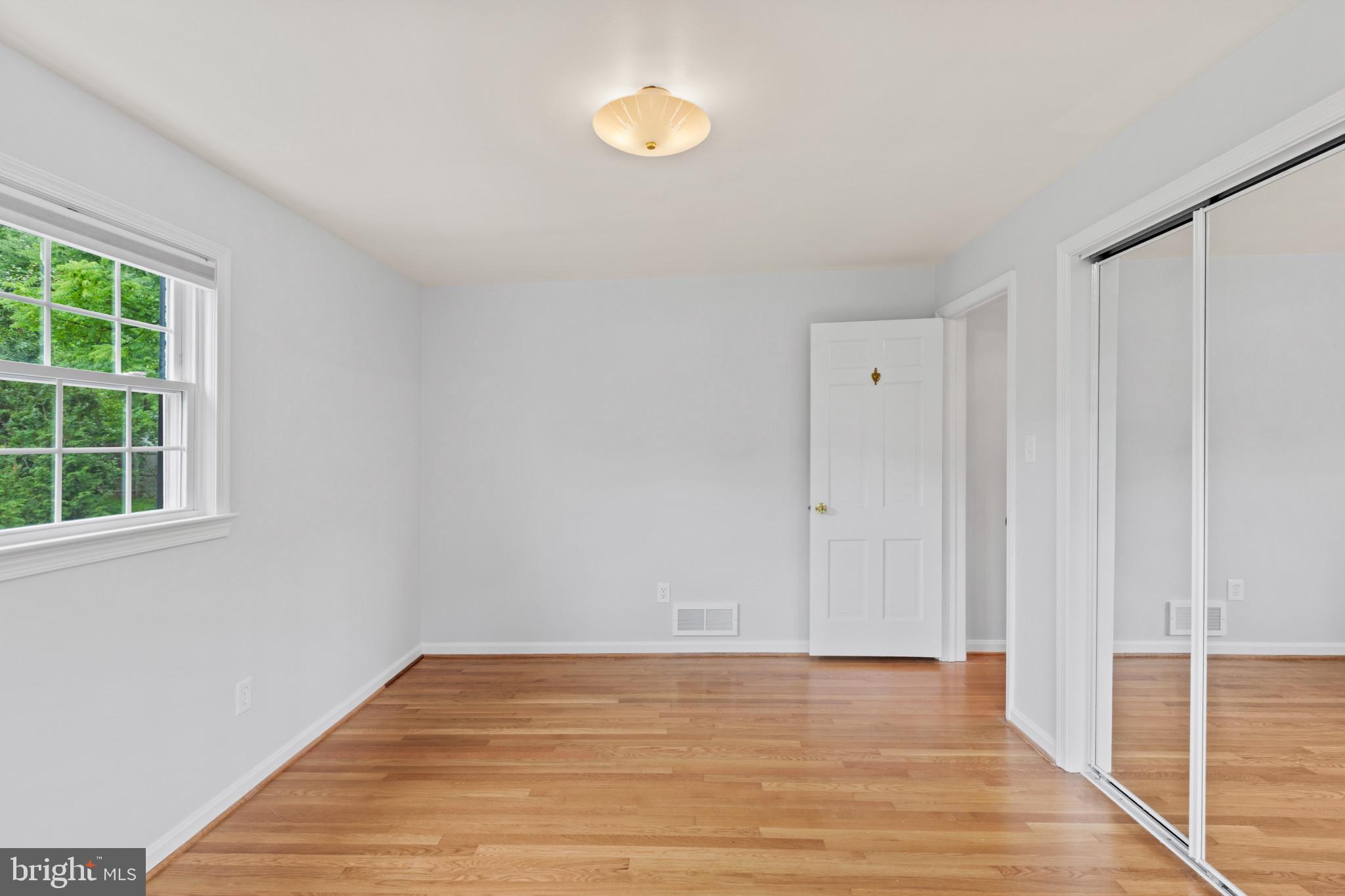 BARCROFT KNOLLS - Residential