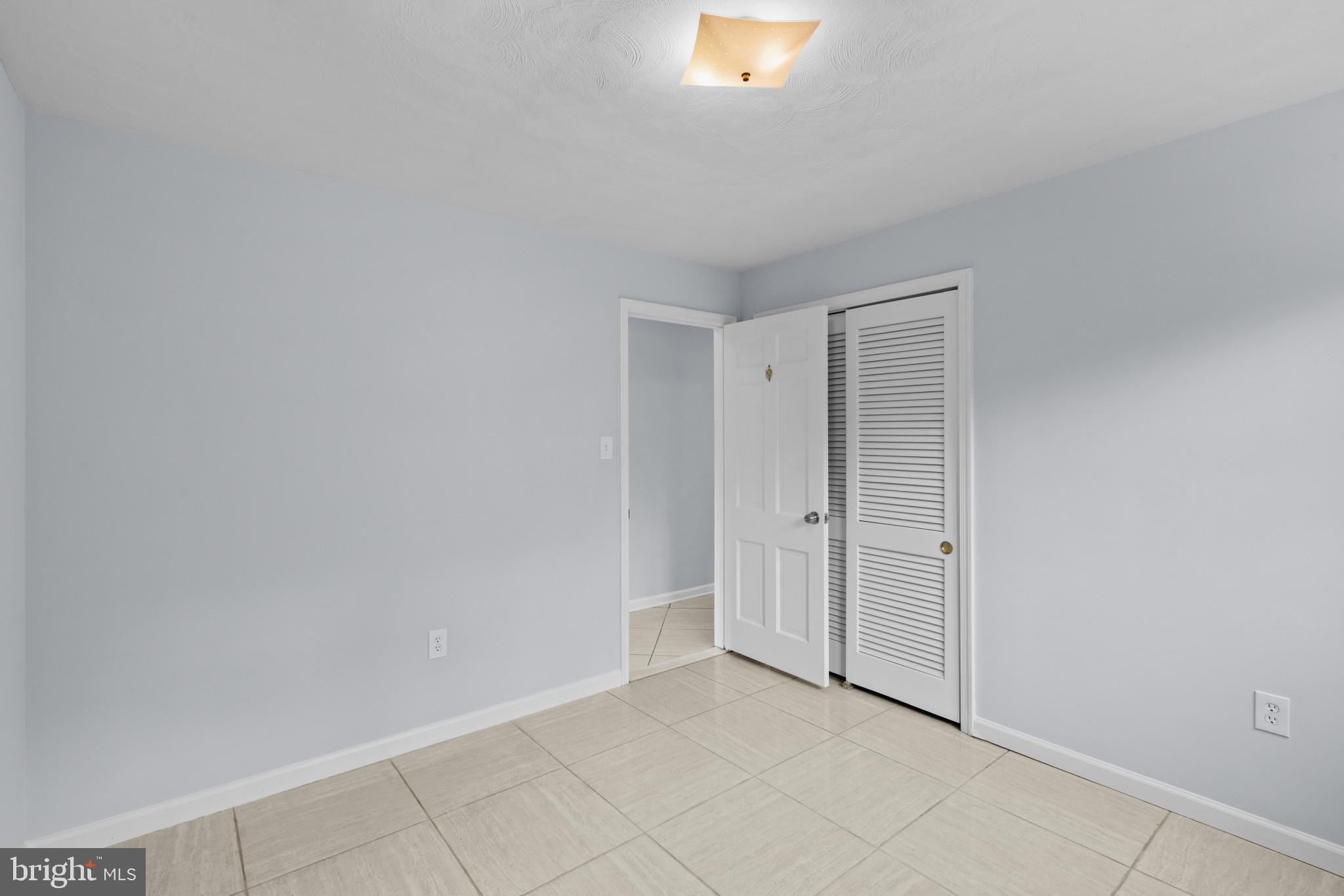 BARCROFT KNOLLS - Residential