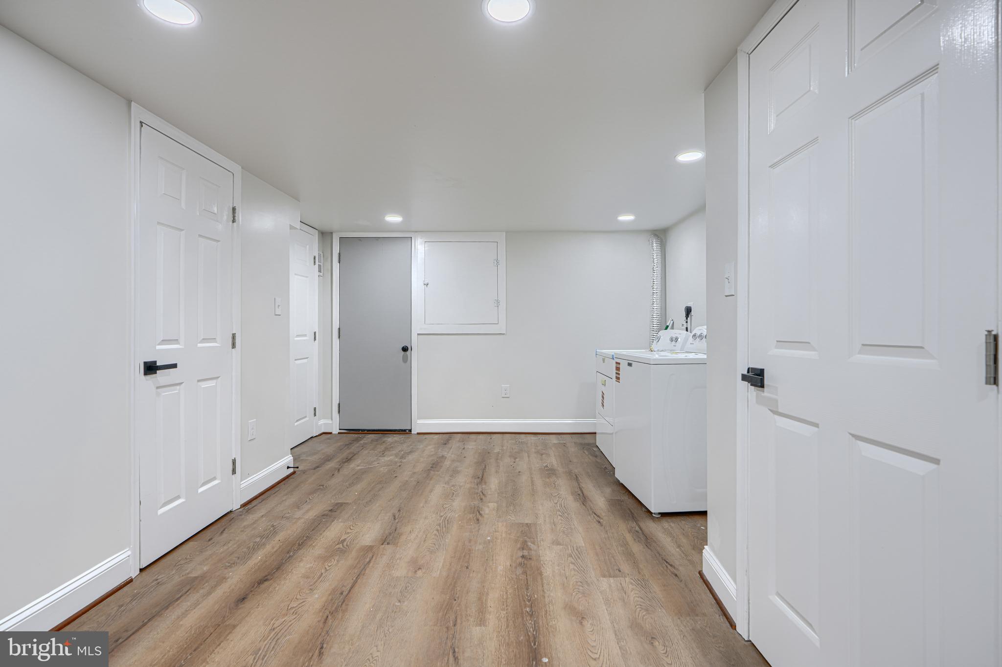 TOWSON MANOR VILLAGE - Residential