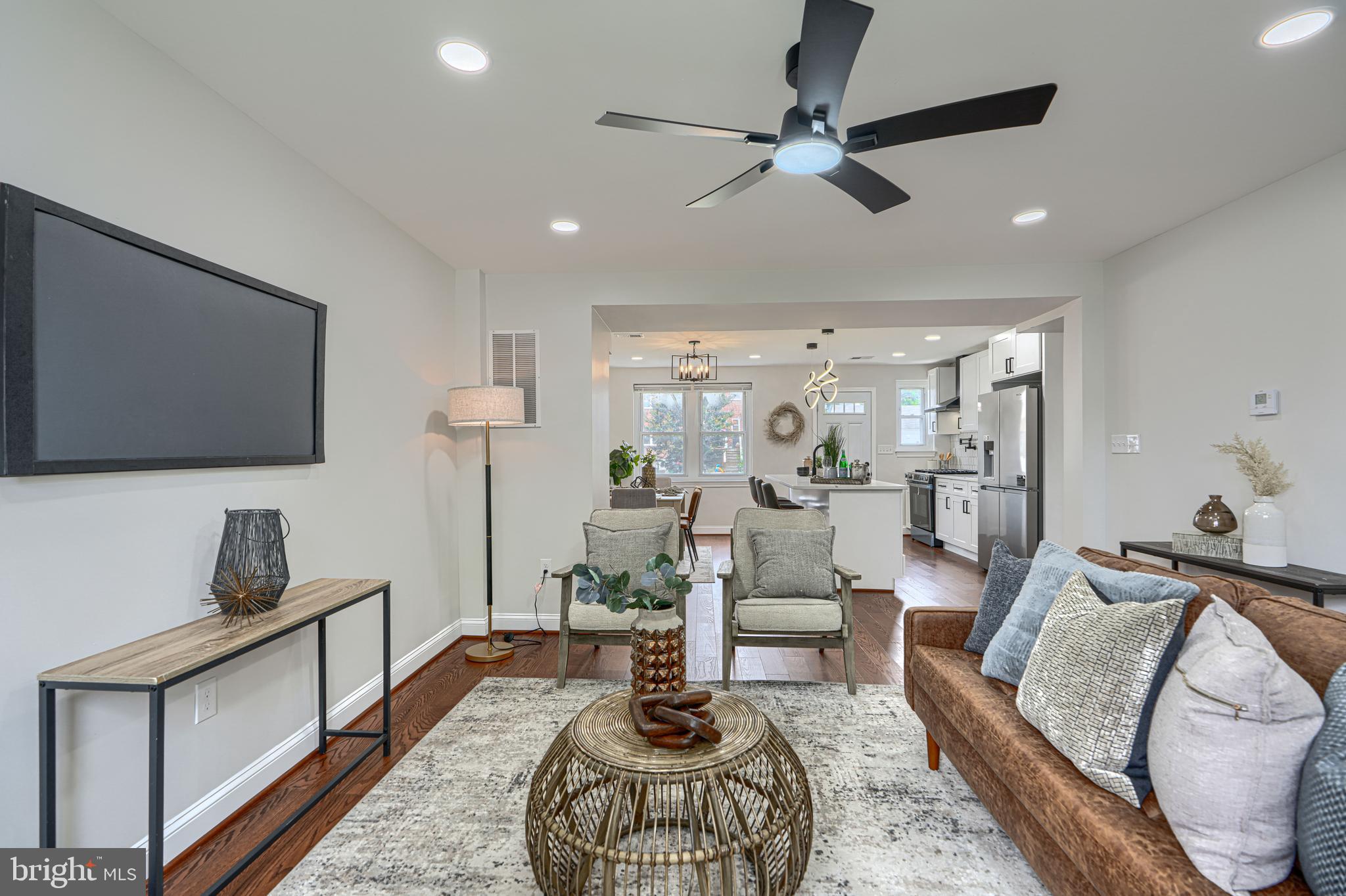TOWSON MANOR VILLAGE - Residential