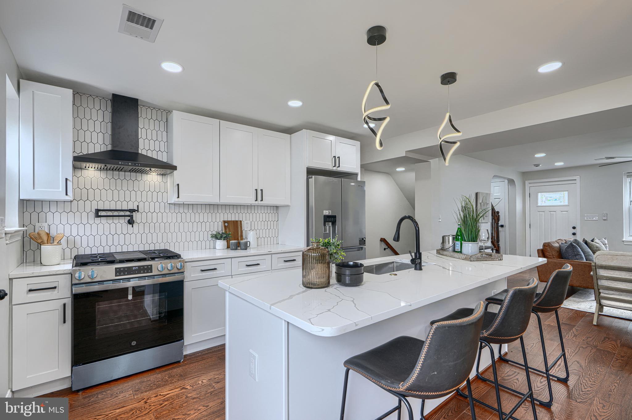 TOWSON MANOR VILLAGE - Residential
