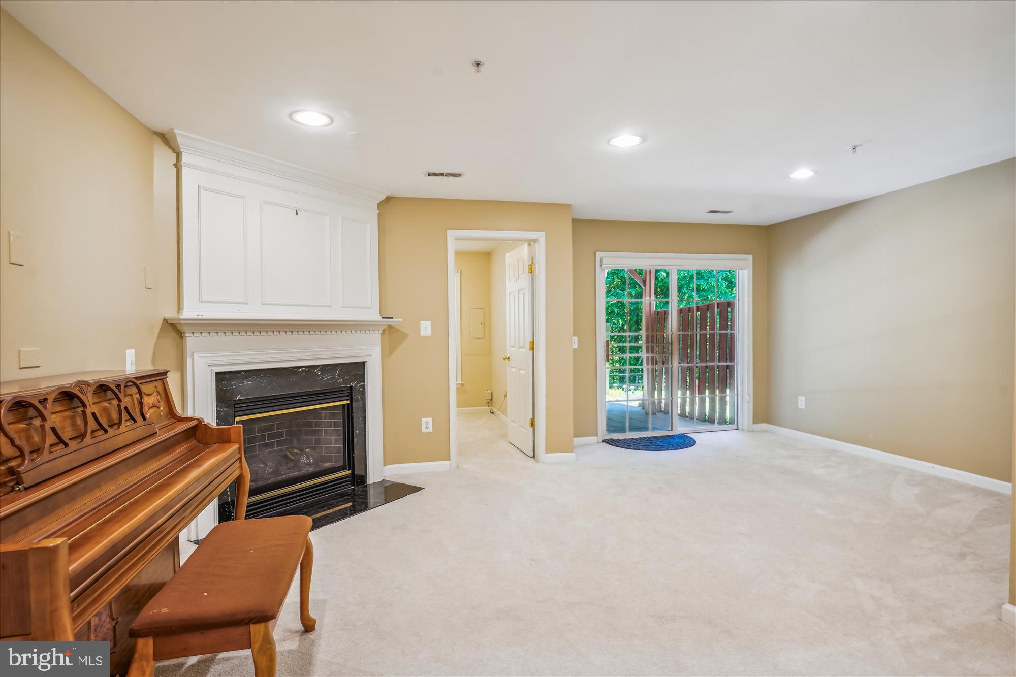 KINGSVIEW RIDGE - Residential