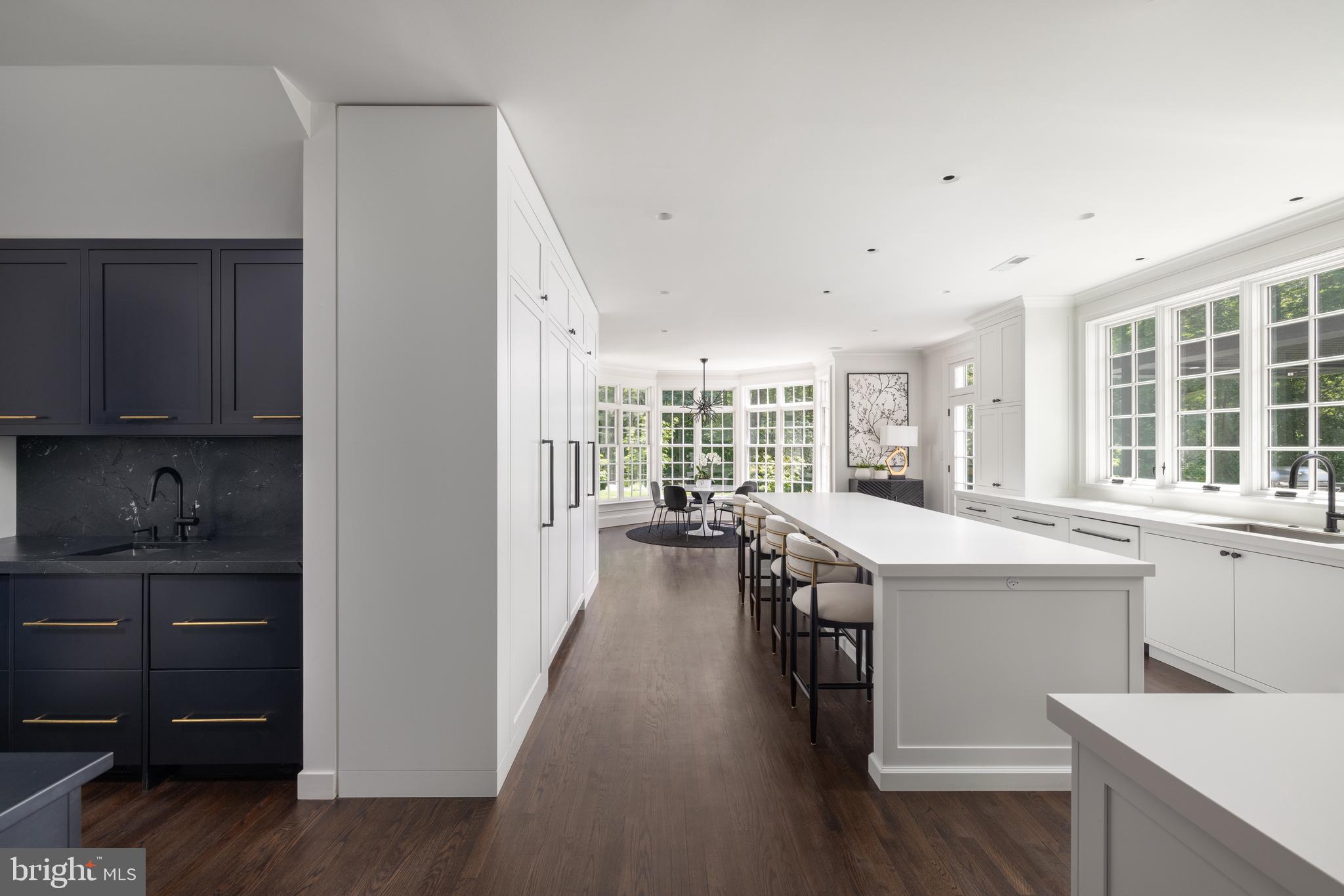 POTOMAC OUTSIDE - Residential