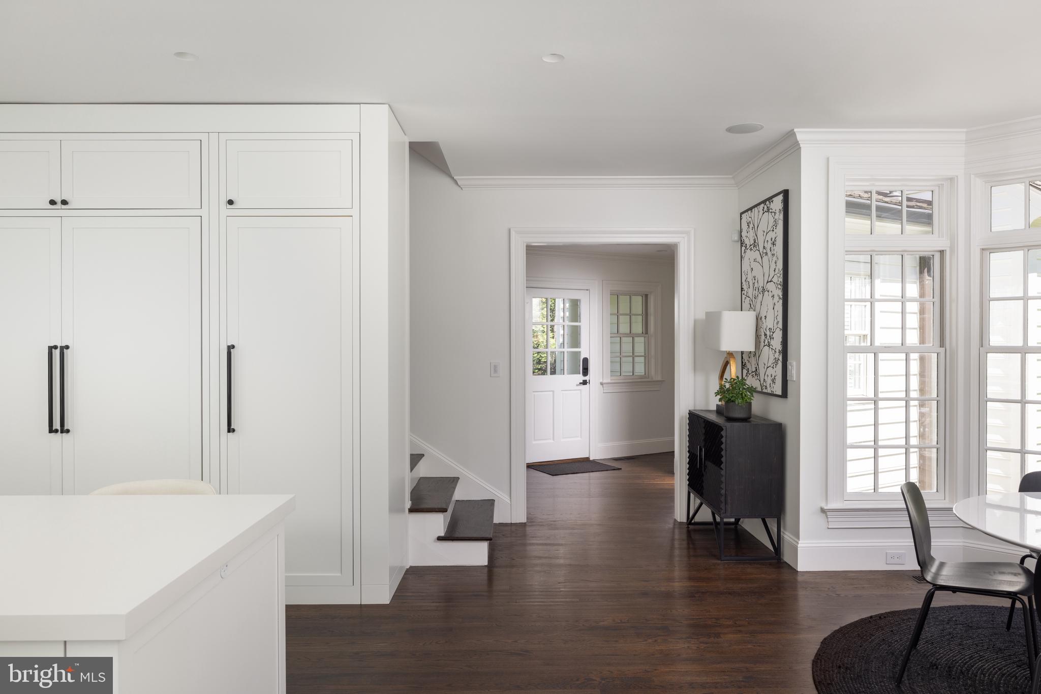 POTOMAC OUTSIDE - Residential