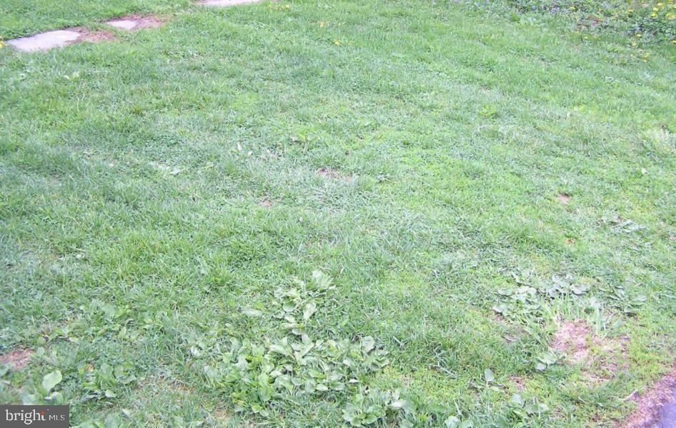 LEVEL BUILDING LOT IN MOUNTVILLE (HEMPFIELD SCHOOLS) W/ PUBLIC WATER & SEWER ESTABLISHED (NO TAP FEES) YOUR BUILDER OR OURS. BEING SOLD 'AS-IS'. MOTIVATED SELLER!!! BRING YOUR OFFERS!
