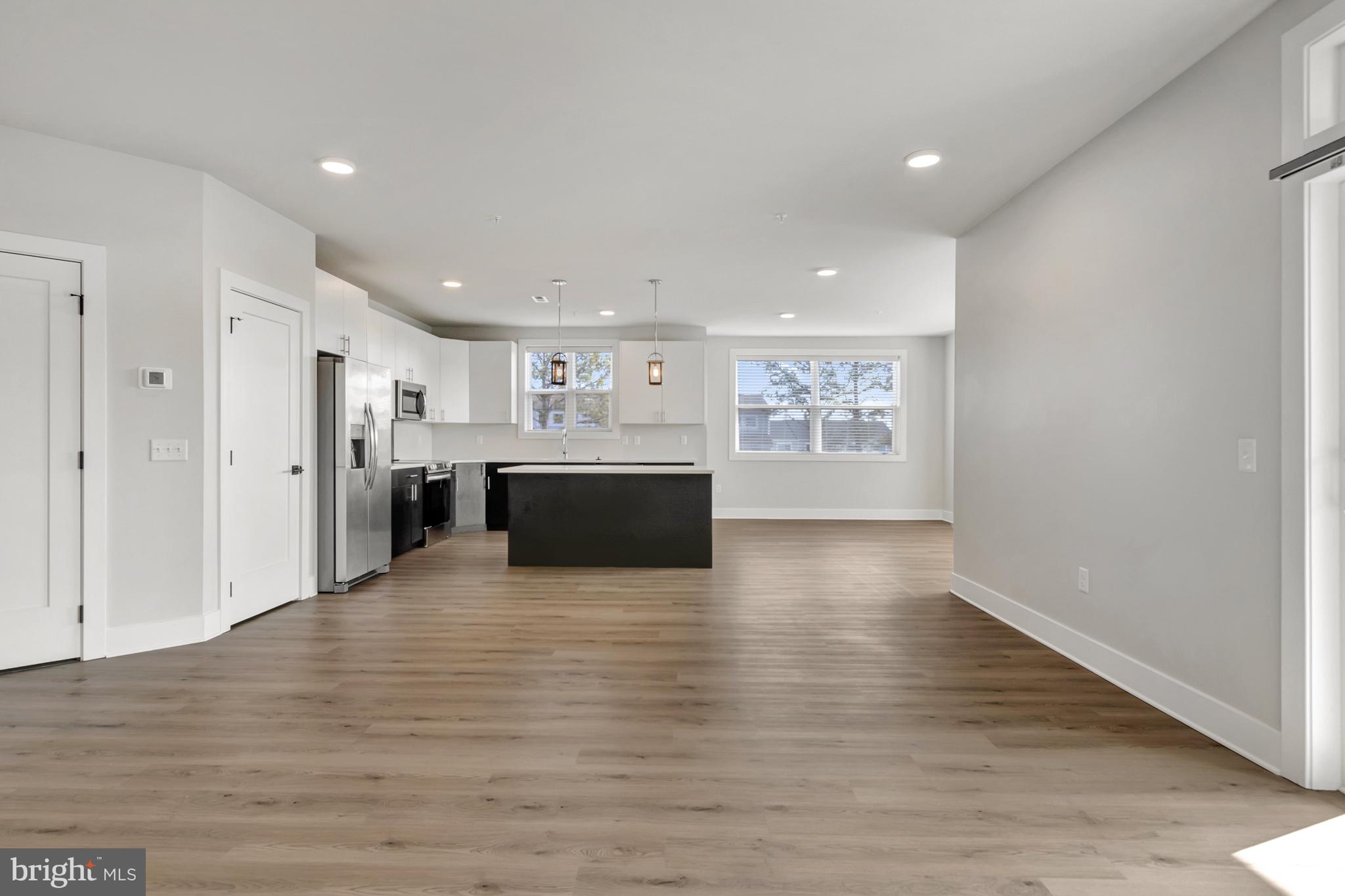 FLATS AT COASTAL STATION - Residential