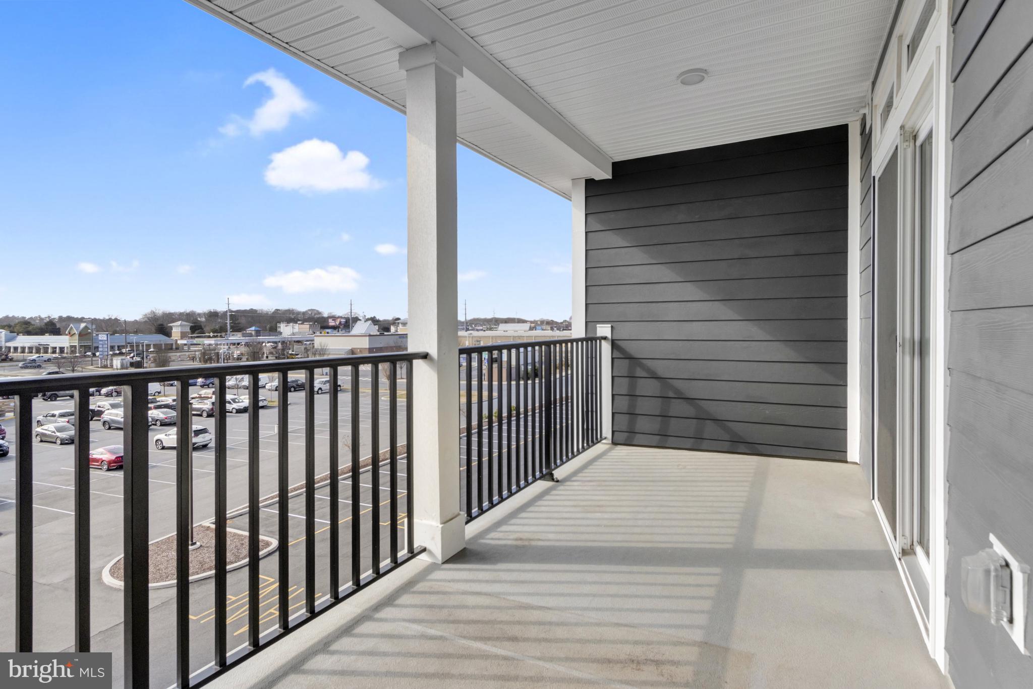 FLATS AT COASTAL STATION - Residential