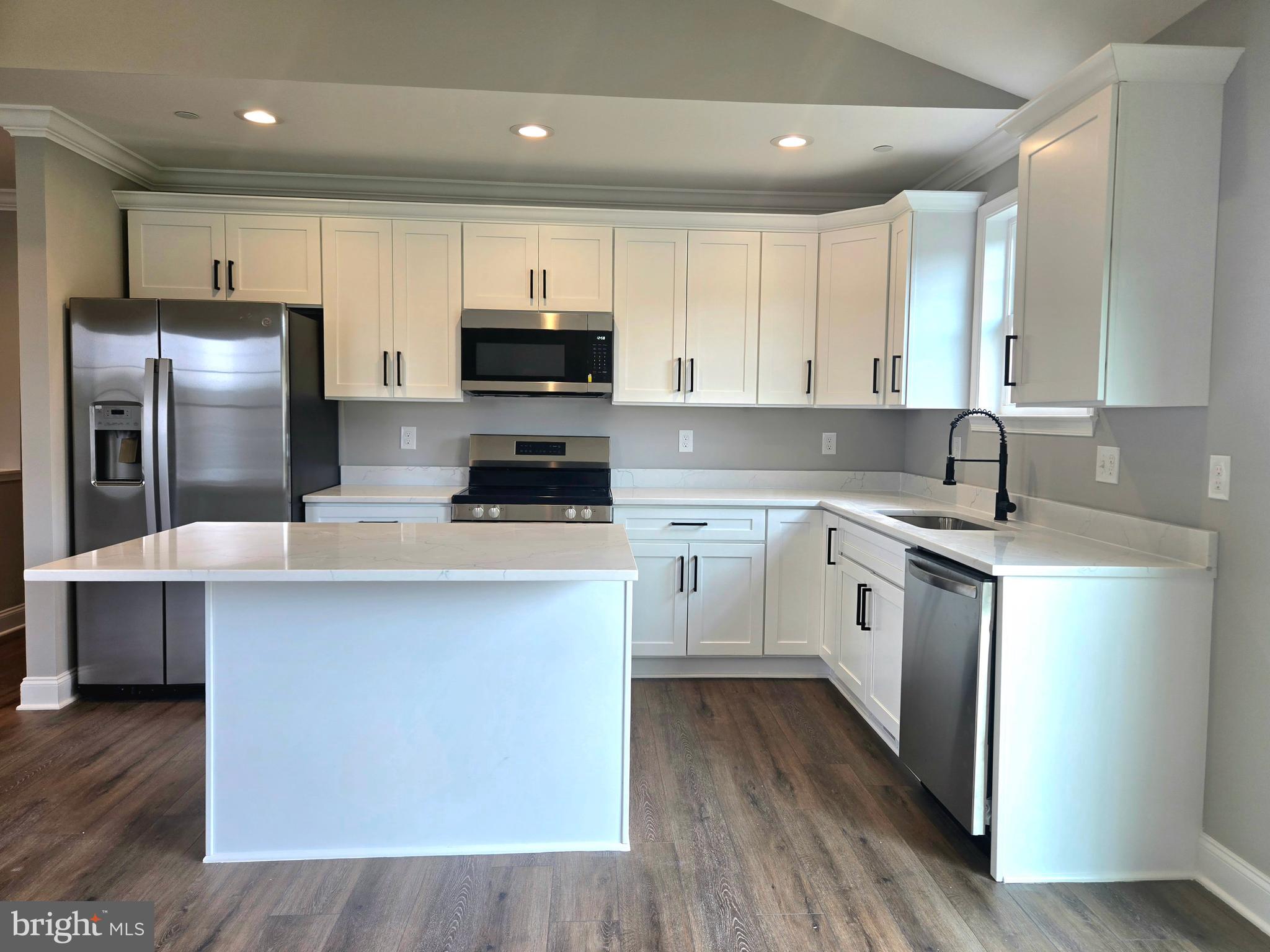BROOKLYN - Residential