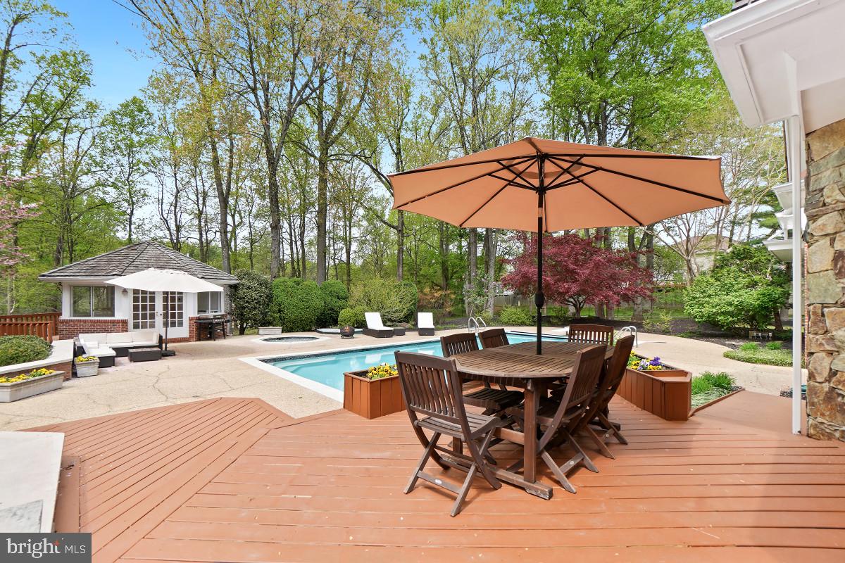 BRADLEY FARMS - Residential
