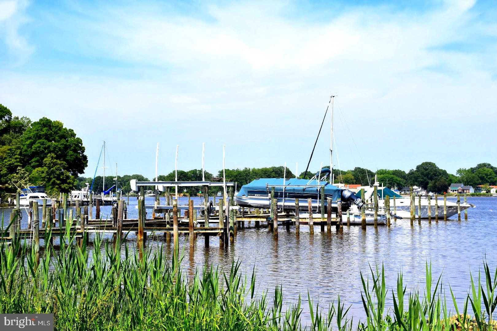 WESTMORELAND SHORES - Residential