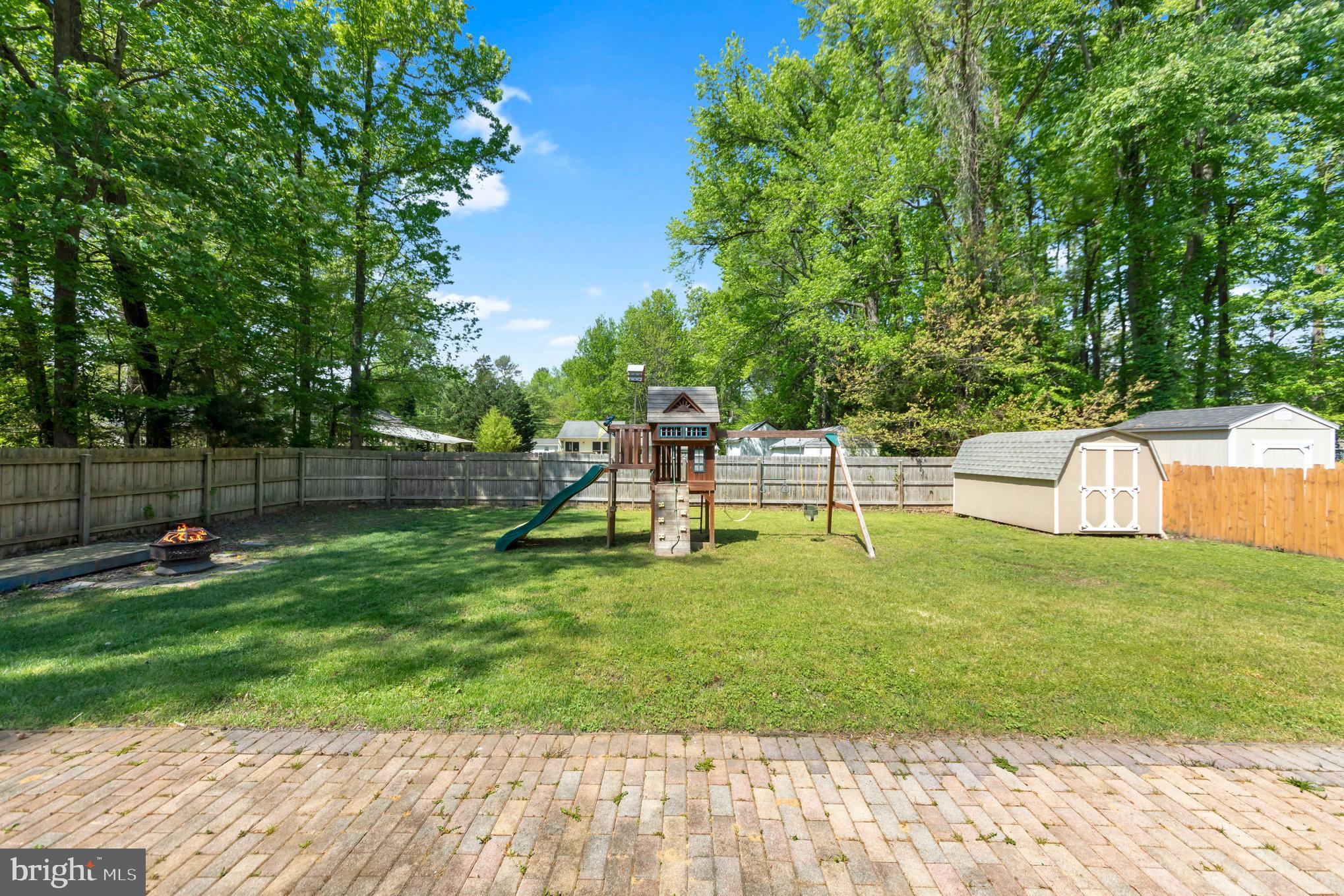 WESTMORELAND SHORES - Residential