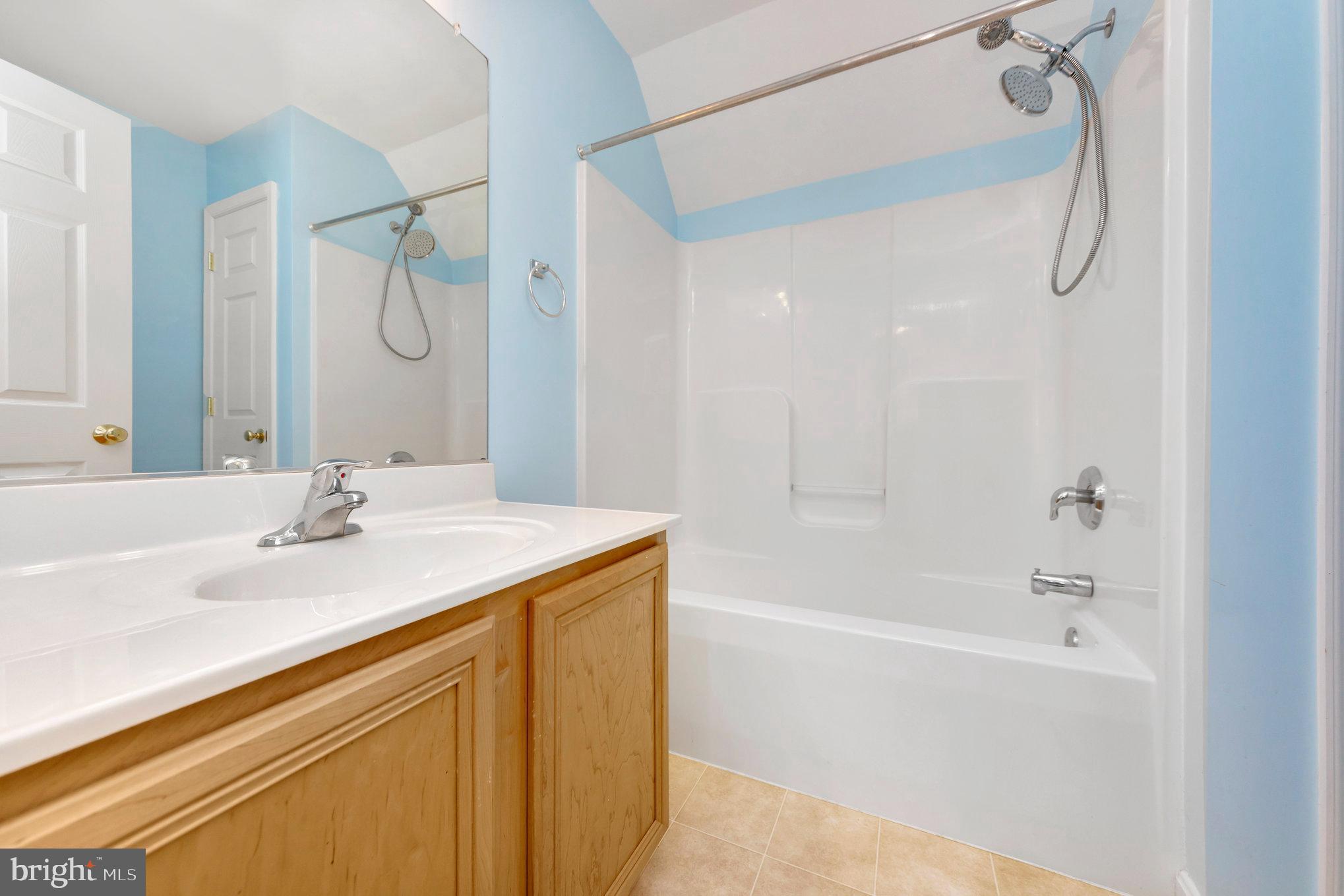 WESTMORELAND SHORES - Residential