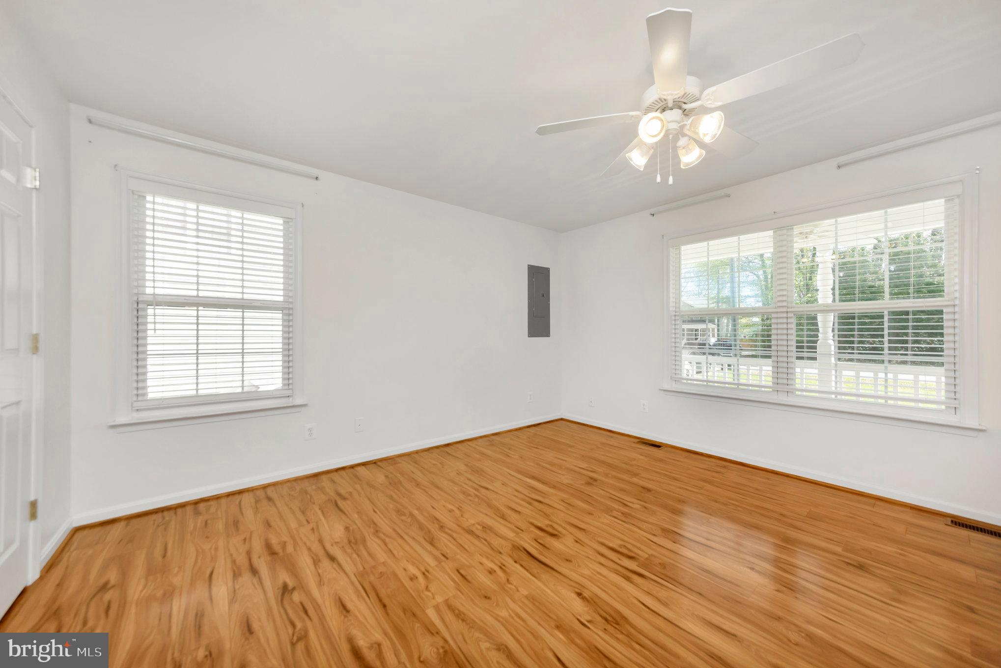 WESTMORELAND SHORES - Residential