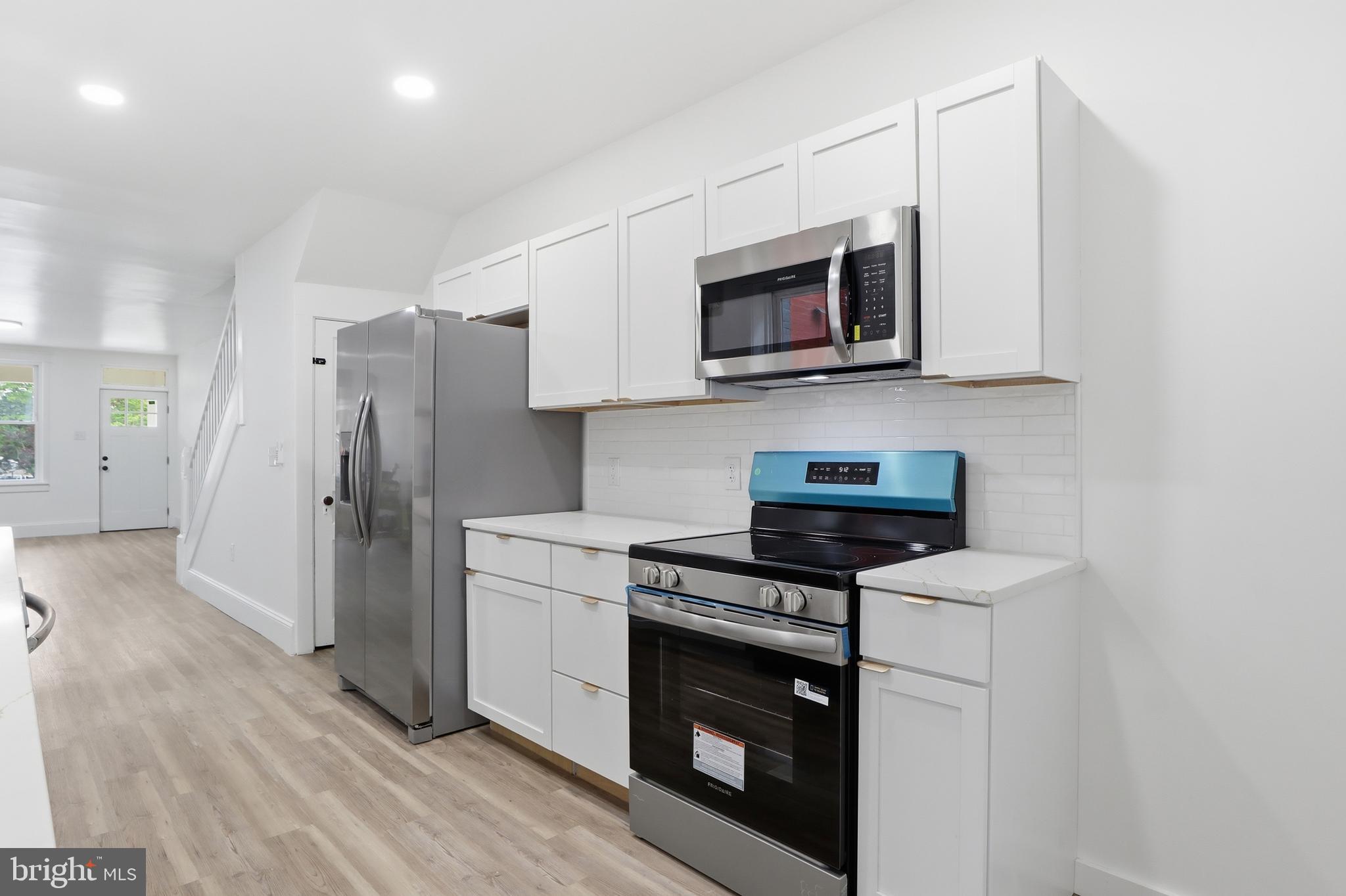SOUTH WEST LANCASTER - Residential