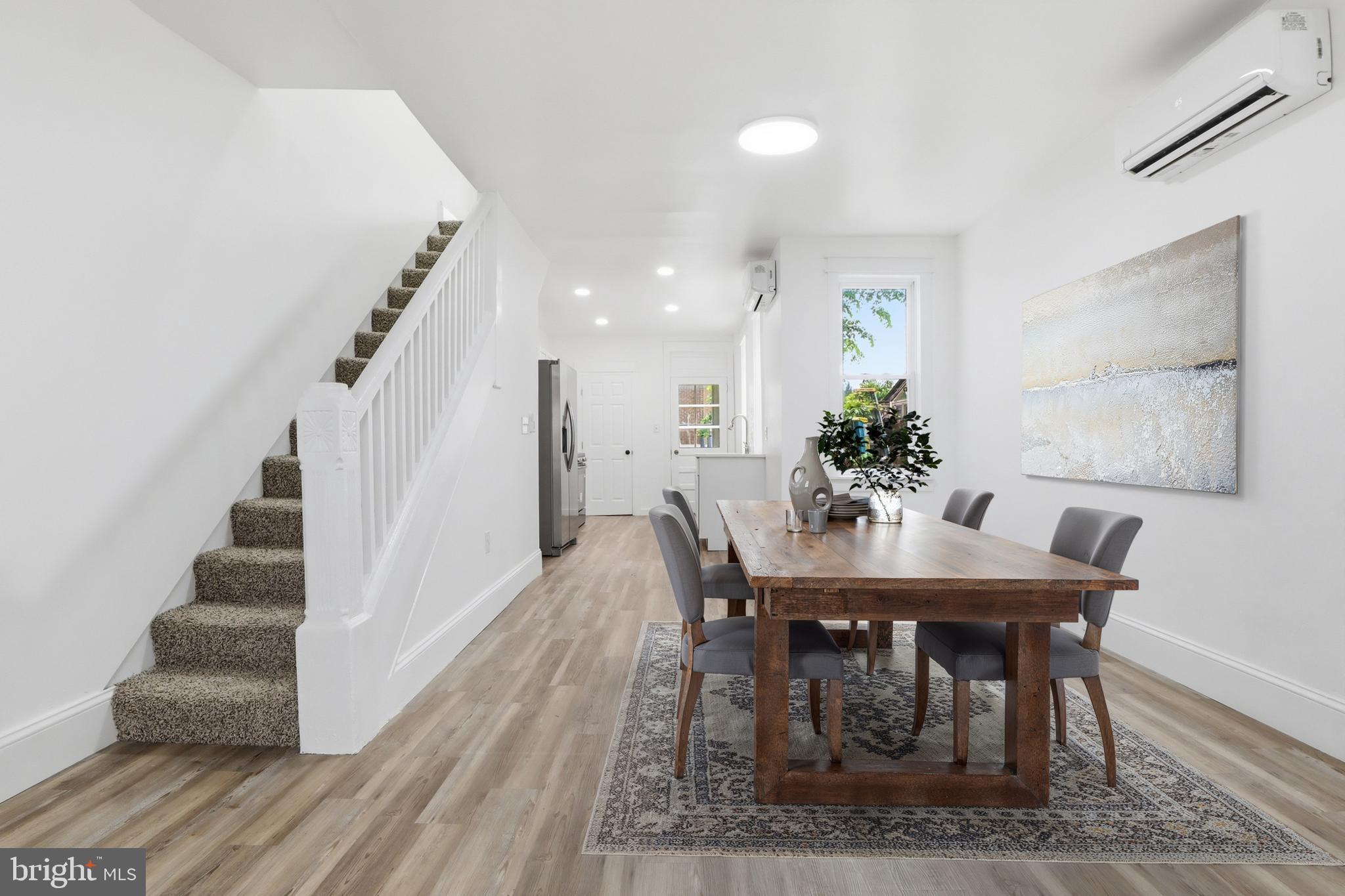 SOUTH WEST LANCASTER - Residential