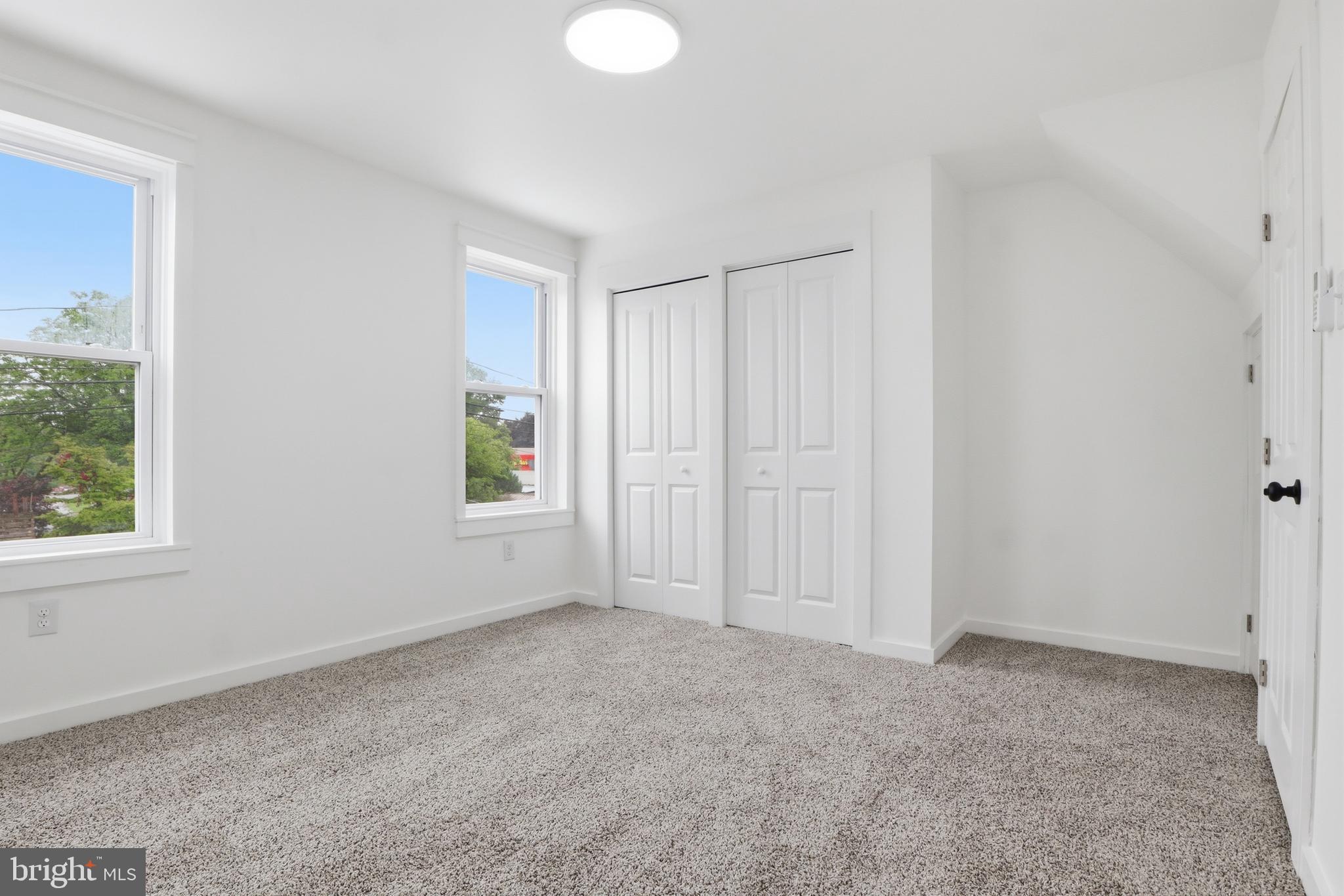SOUTH WEST LANCASTER - Residential