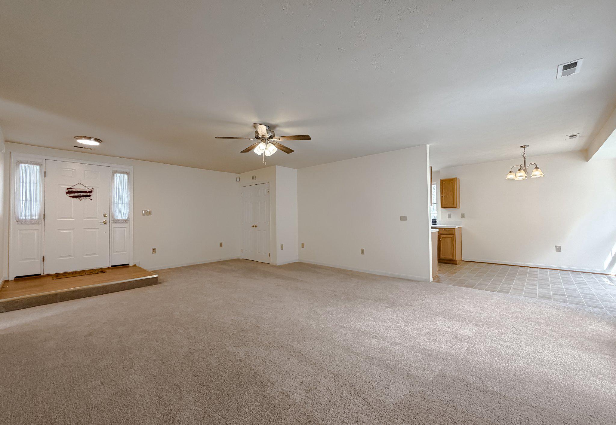 HICKORY HILLS NORTH - Residential