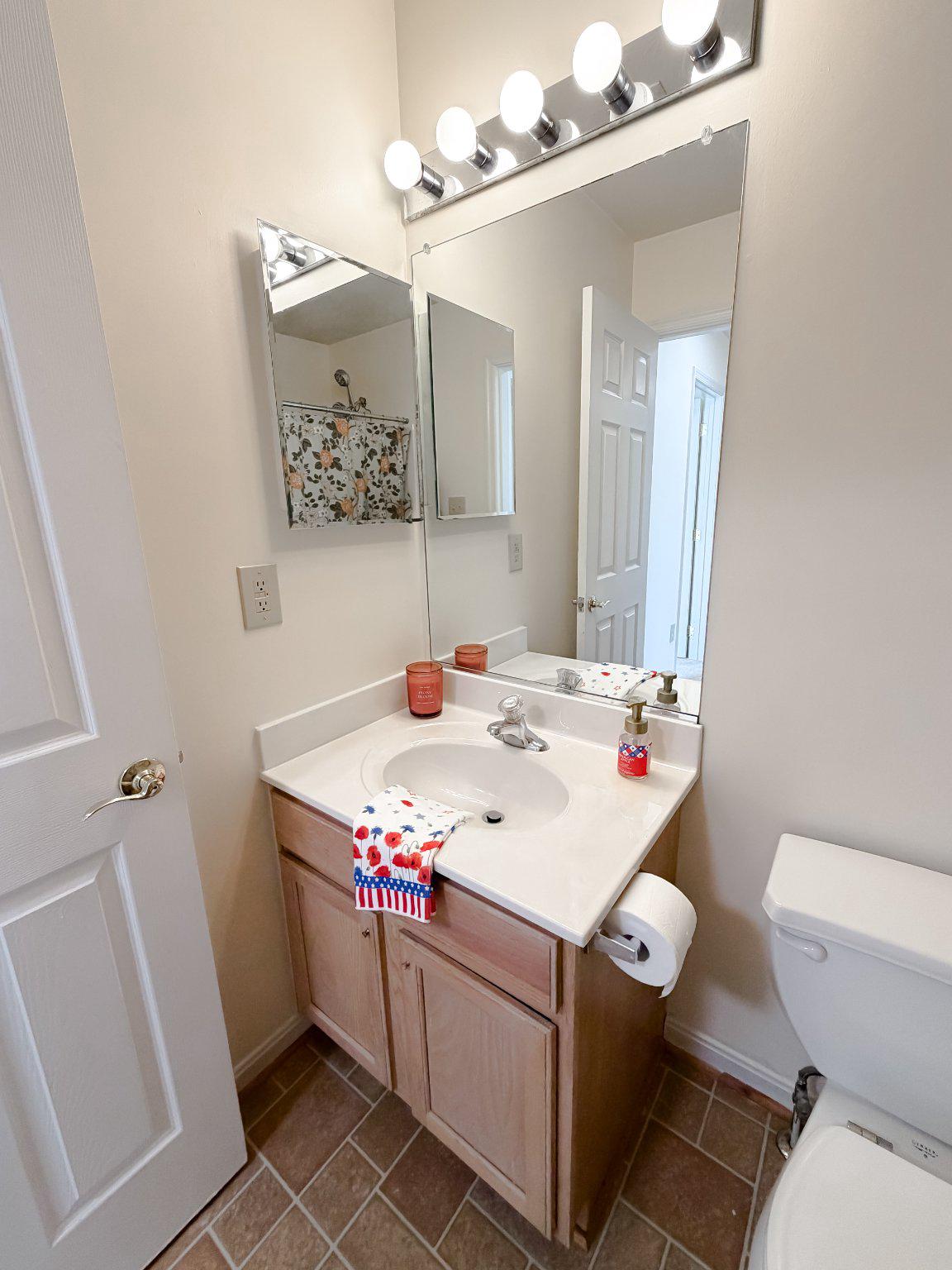 HICKORY HILLS NORTH - Residential