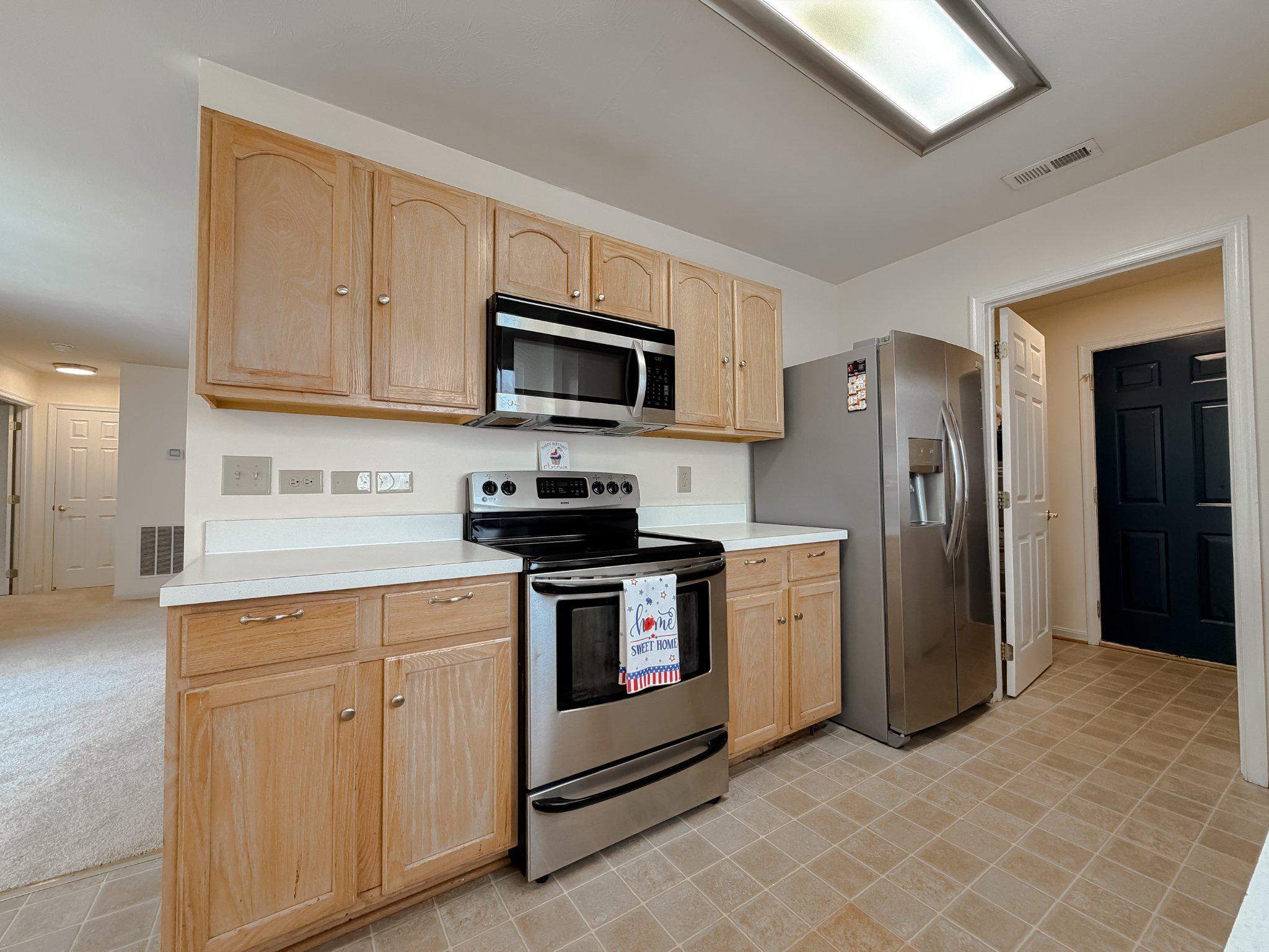 HICKORY HILLS NORTH - Residential