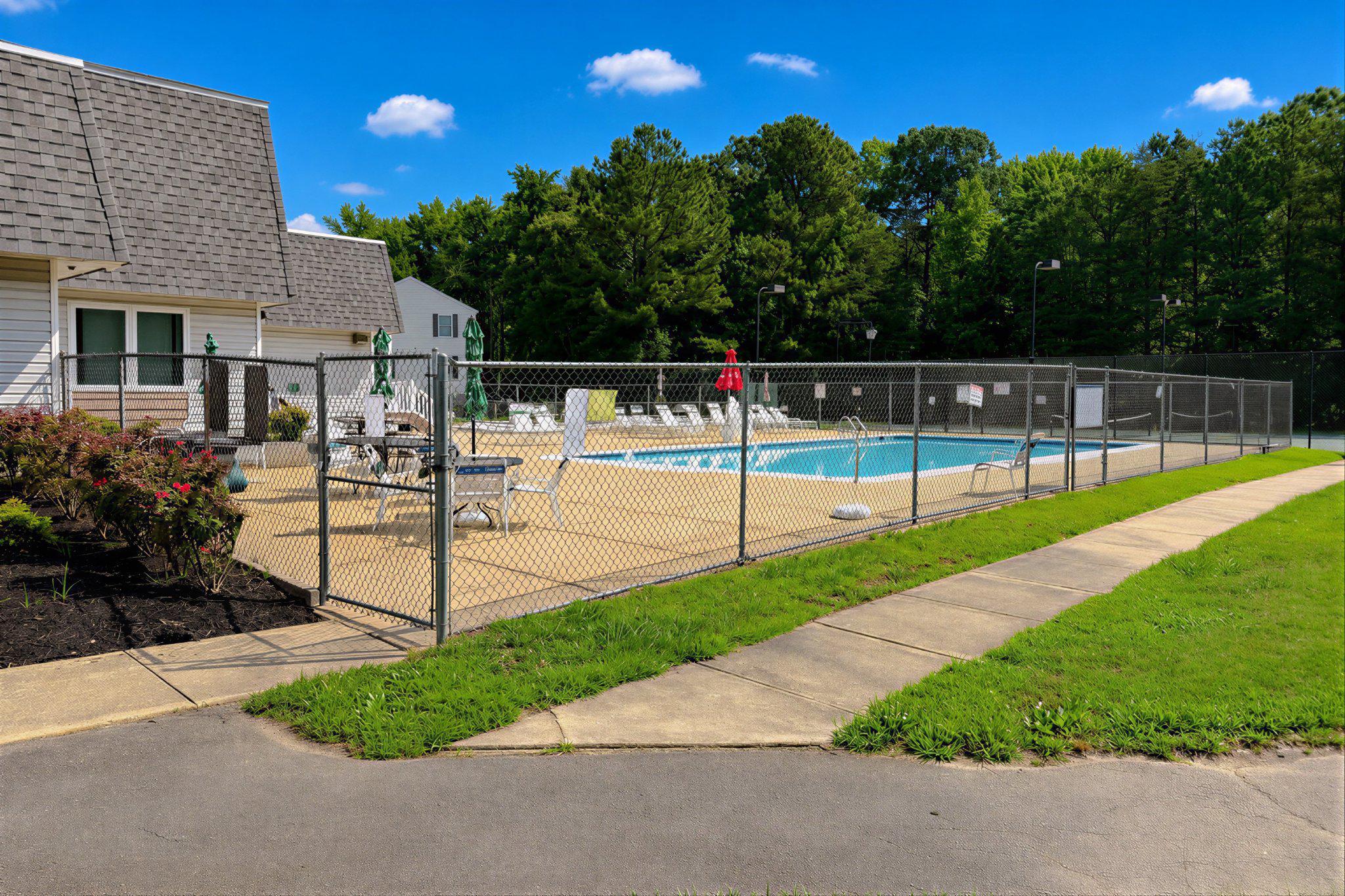 HICKORY HILLS NORTH - Residential