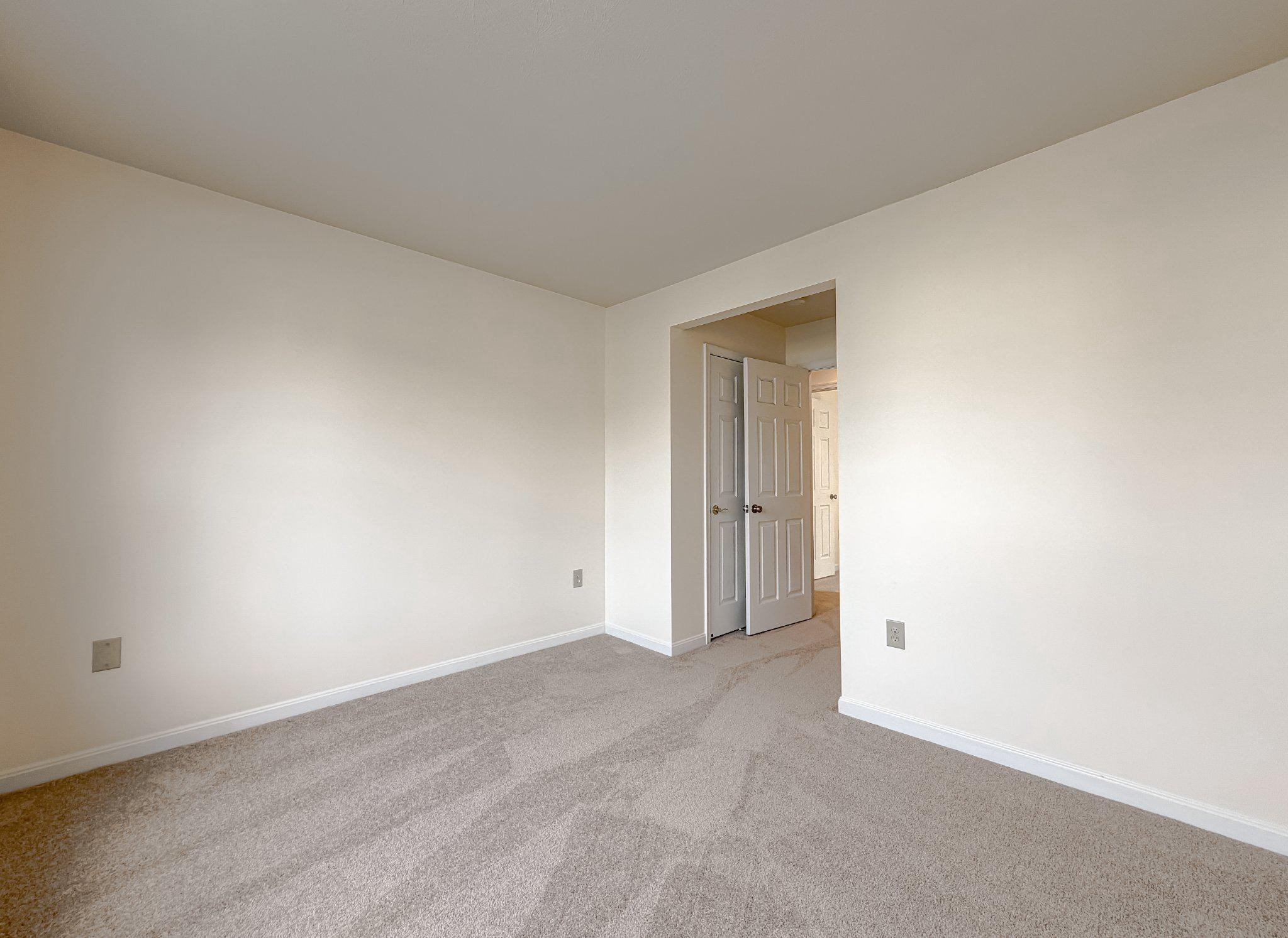 HICKORY HILLS NORTH - Residential