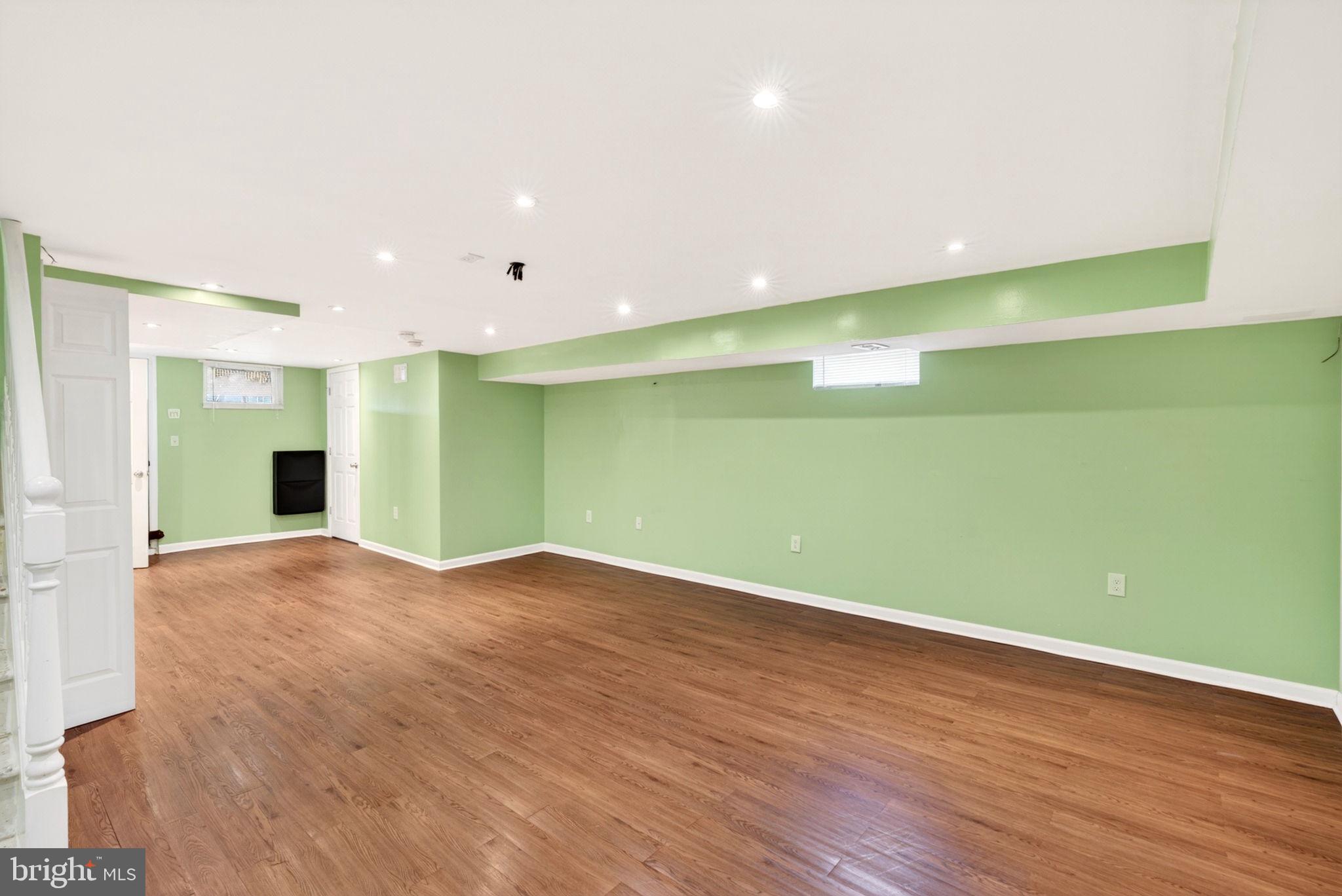 OAKLEIGH - Residential