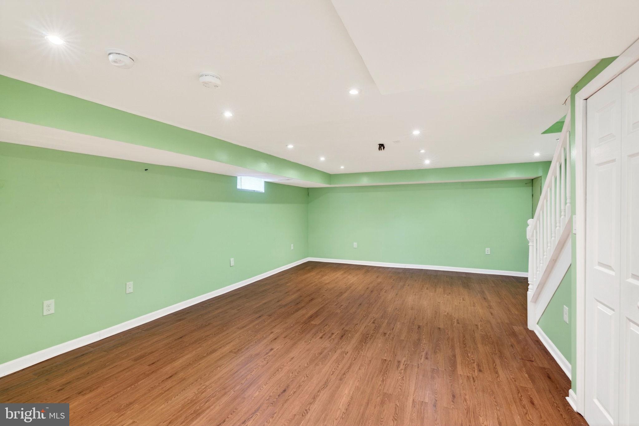 OAKLEIGH - Residential