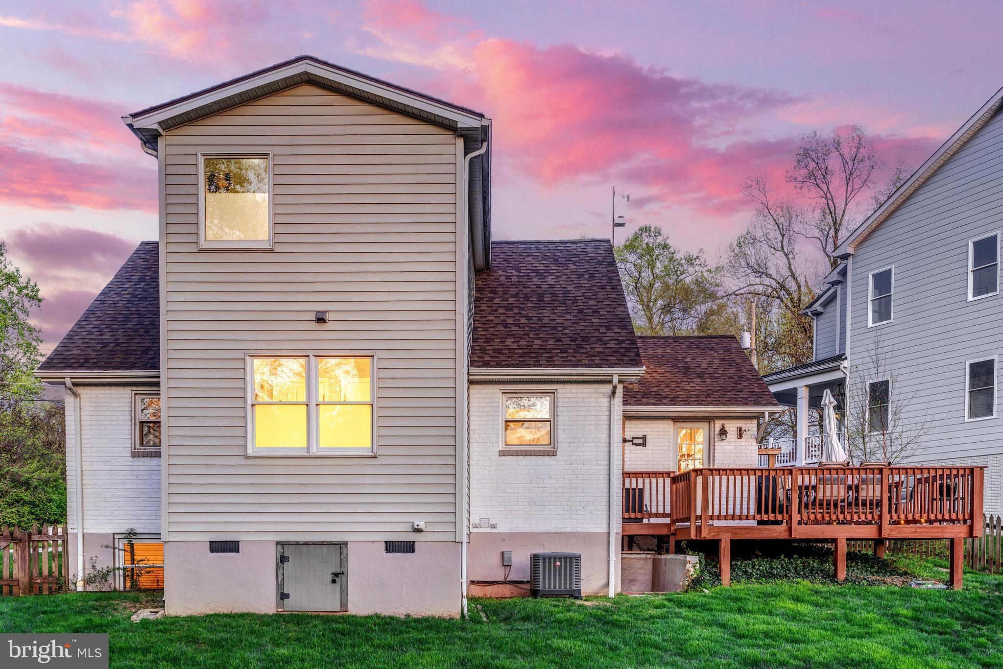 TYLER PARK - Residential