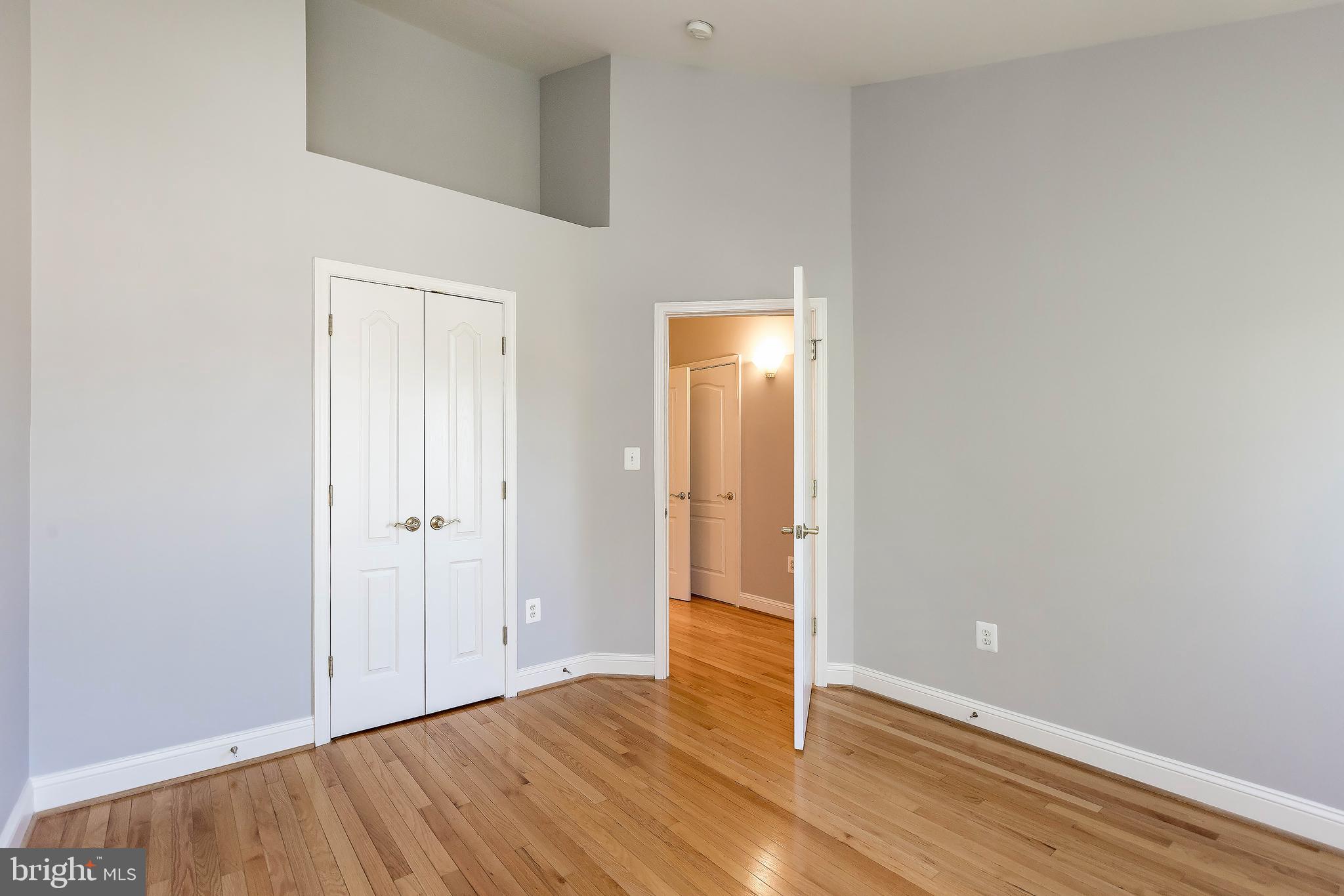 CYRANDALL VALLEY - Residential Lease