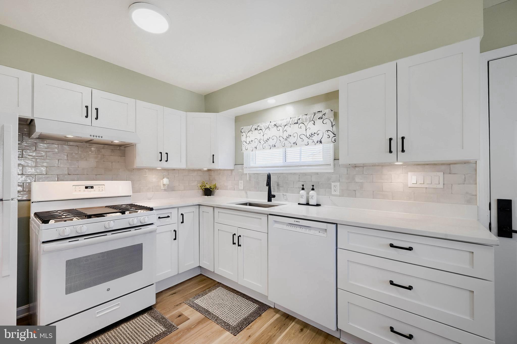 MURRAY POINT - Residential