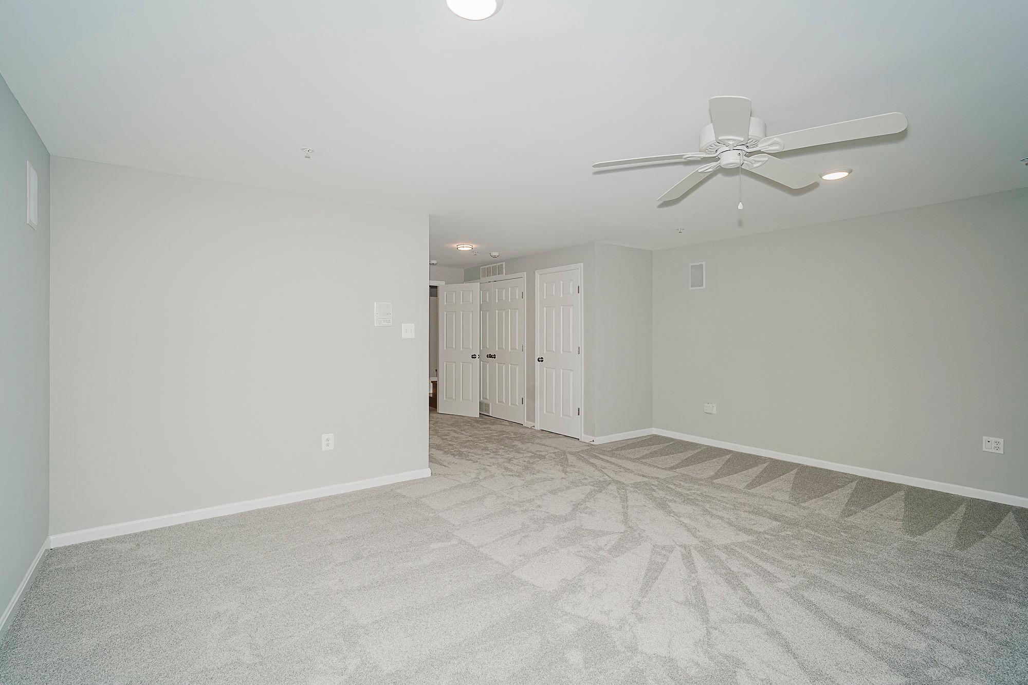 WELLINGTON TRACE - Residential