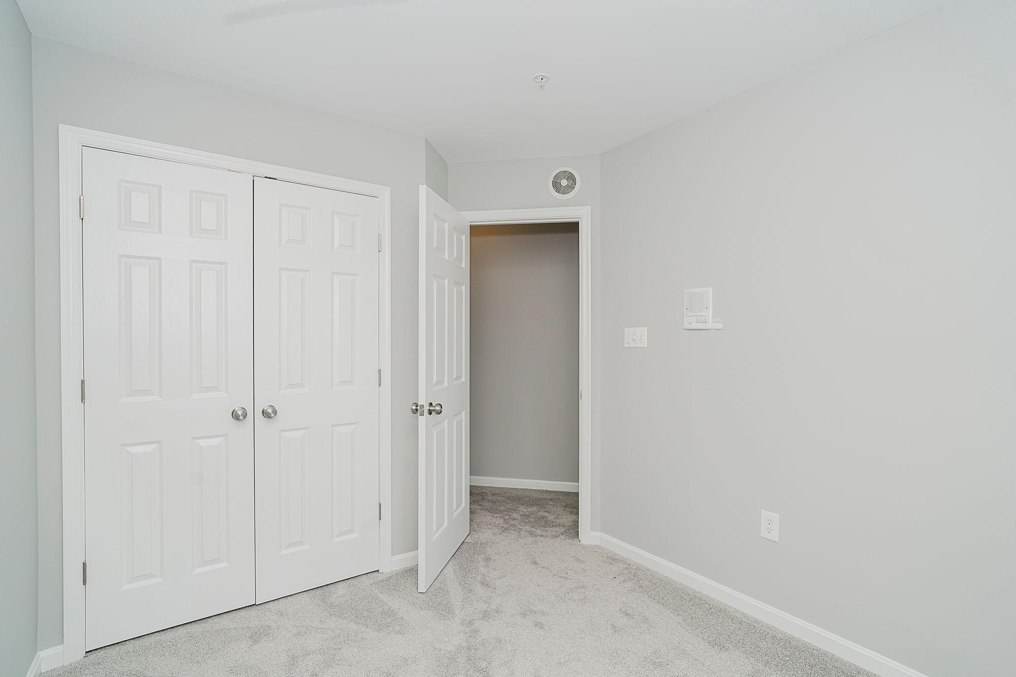 WELLINGTON TRACE - Residential
