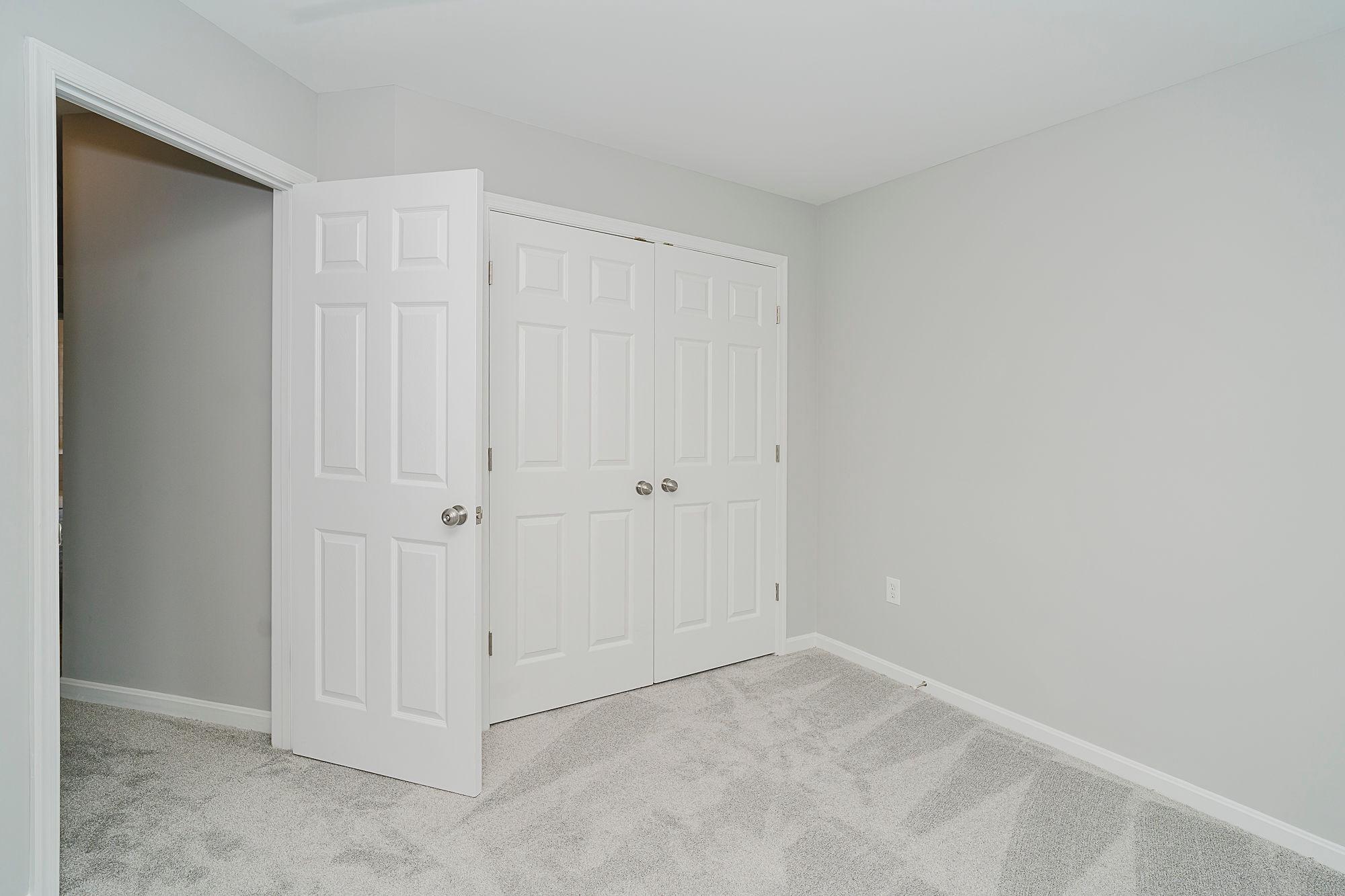 WELLINGTON TRACE - Residential